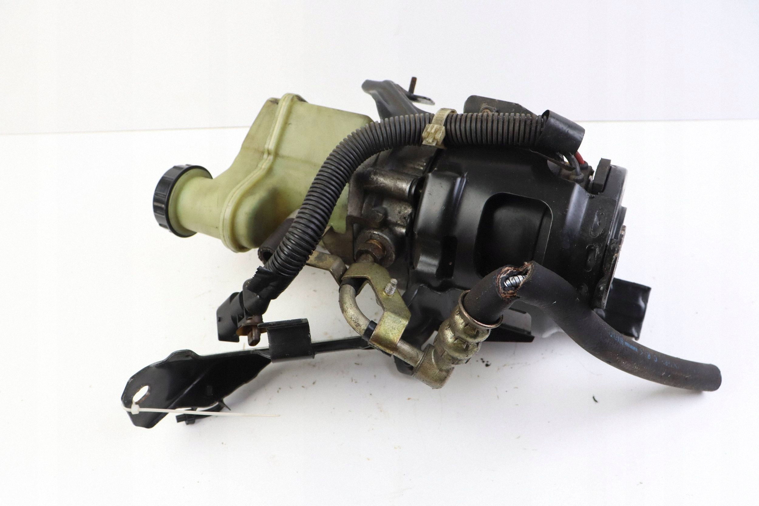 NISSAN ALMERA N16 RENAULT KANGOO and servo pump 1.5 DCI 49110-BN700