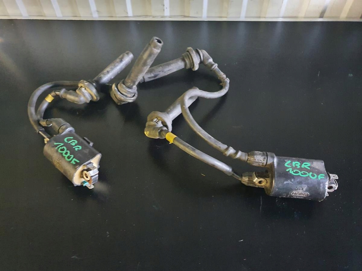 MOTOCYKL HONDA CBR1000F CEWKI ZAPŁONOWE PRZEWODY