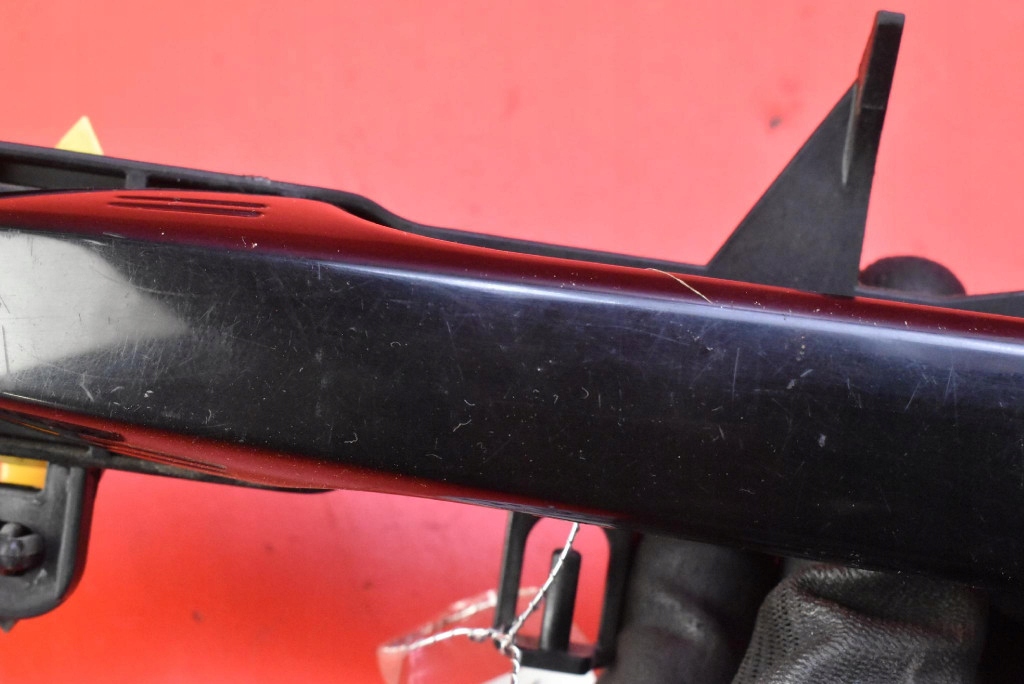 handle left front front 202 TOYOTA PRIUS 3 III XW30 LIFT 11-15