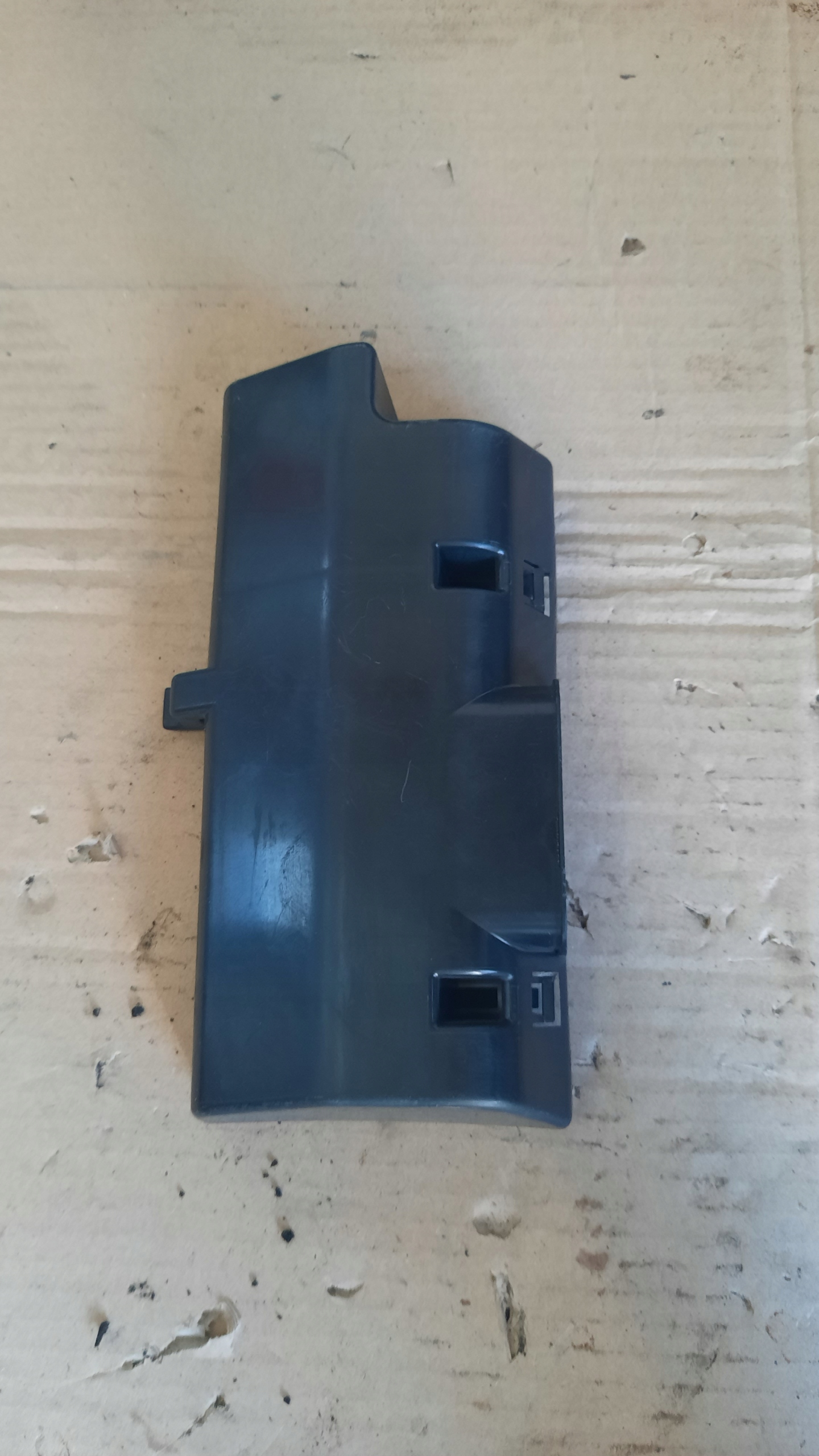 ЗАЩИТА BEZPIECZNIKOW VOLVO V60 31314894