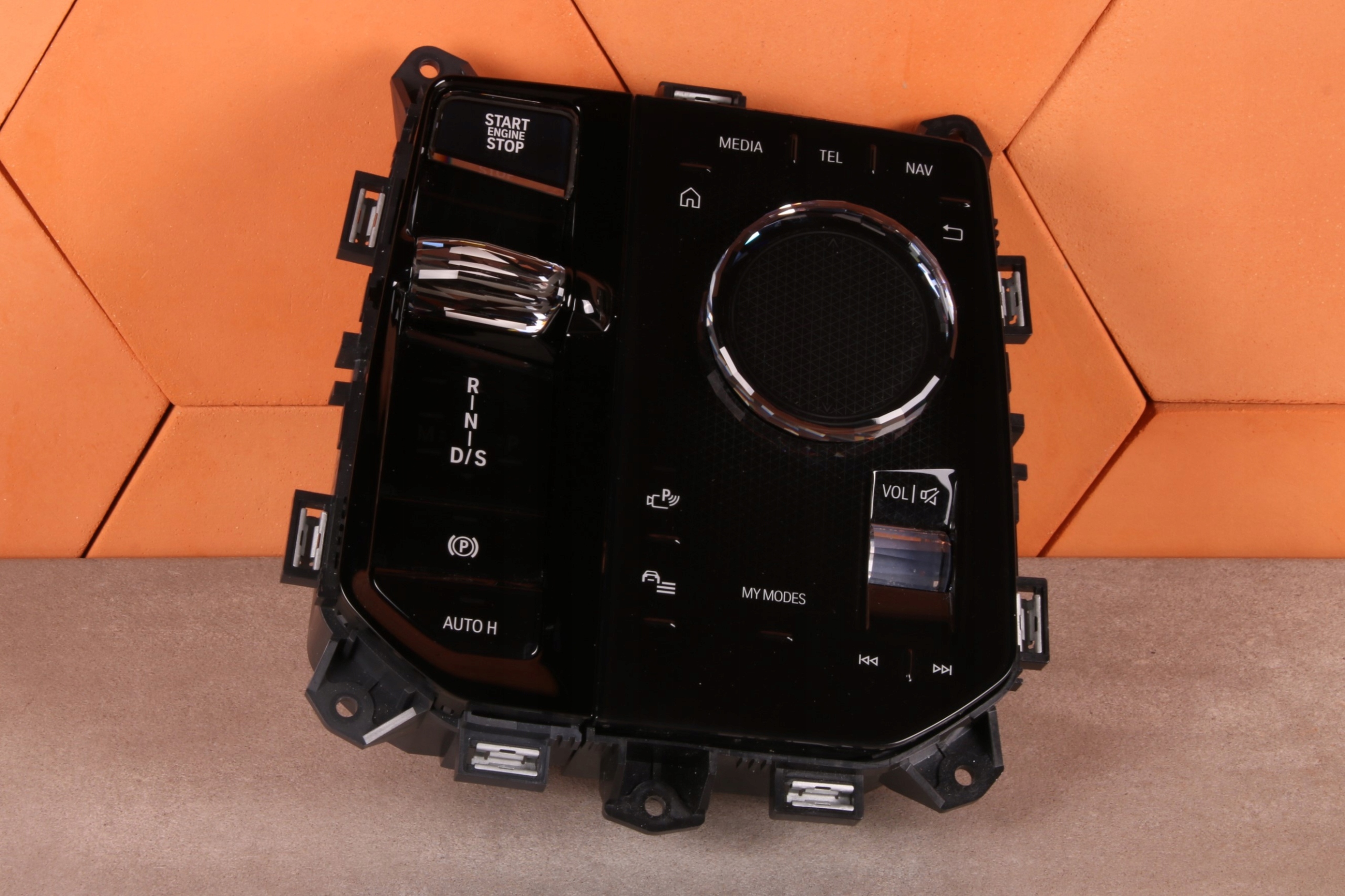 BMW 5' G60 G61 switch changes of the gear PANEL IDRIVE SZKLO 5A767A3 5A8FF84