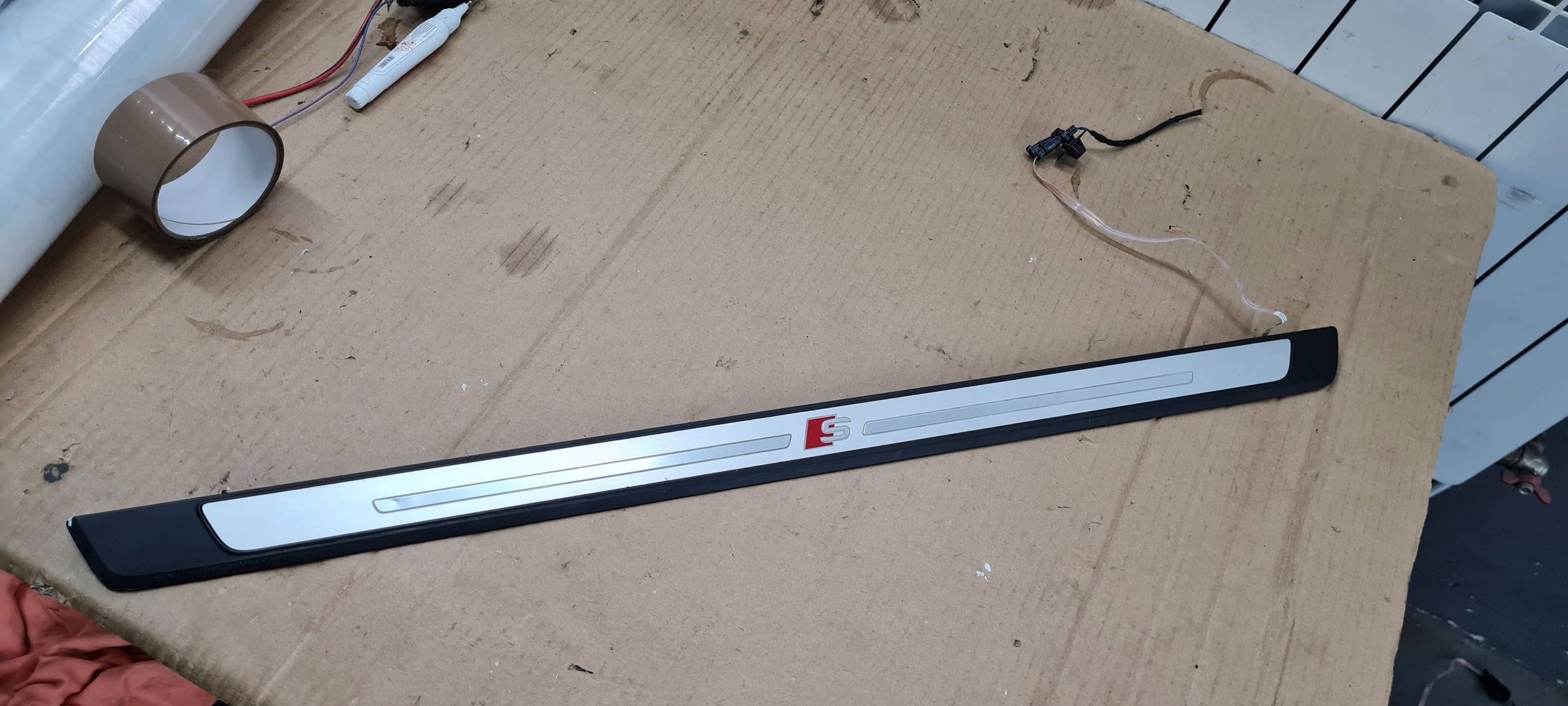 S5 8W A5 COUPE moulding LED cap threshold right front 8W6947418A