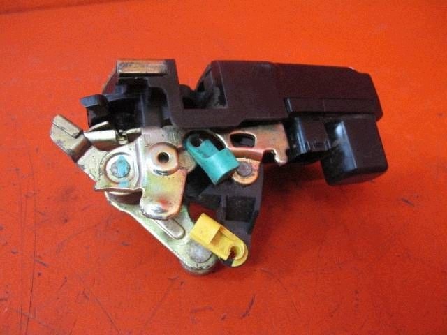Chrysler PT Cruiser lock door left front front 4 PIN EUROPA