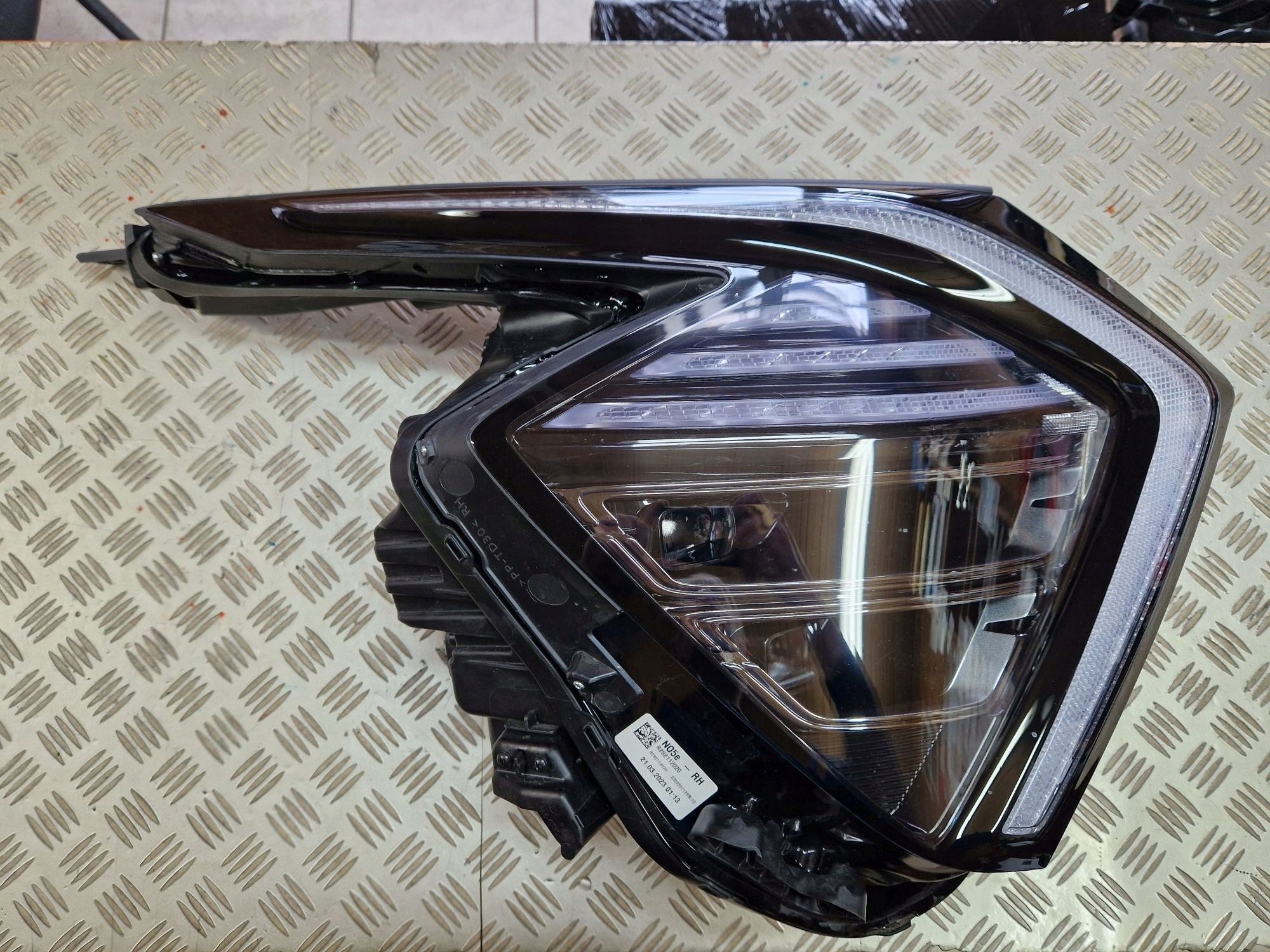 light right front FULL LED KIA SPORTAGE V 2021R->