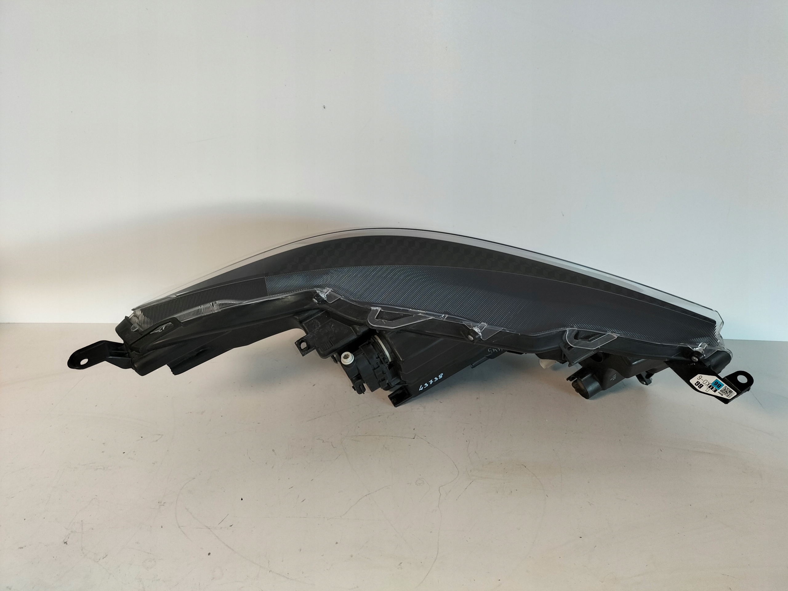 light front reflektor left TOYOTA YARIS 4 IV 20
