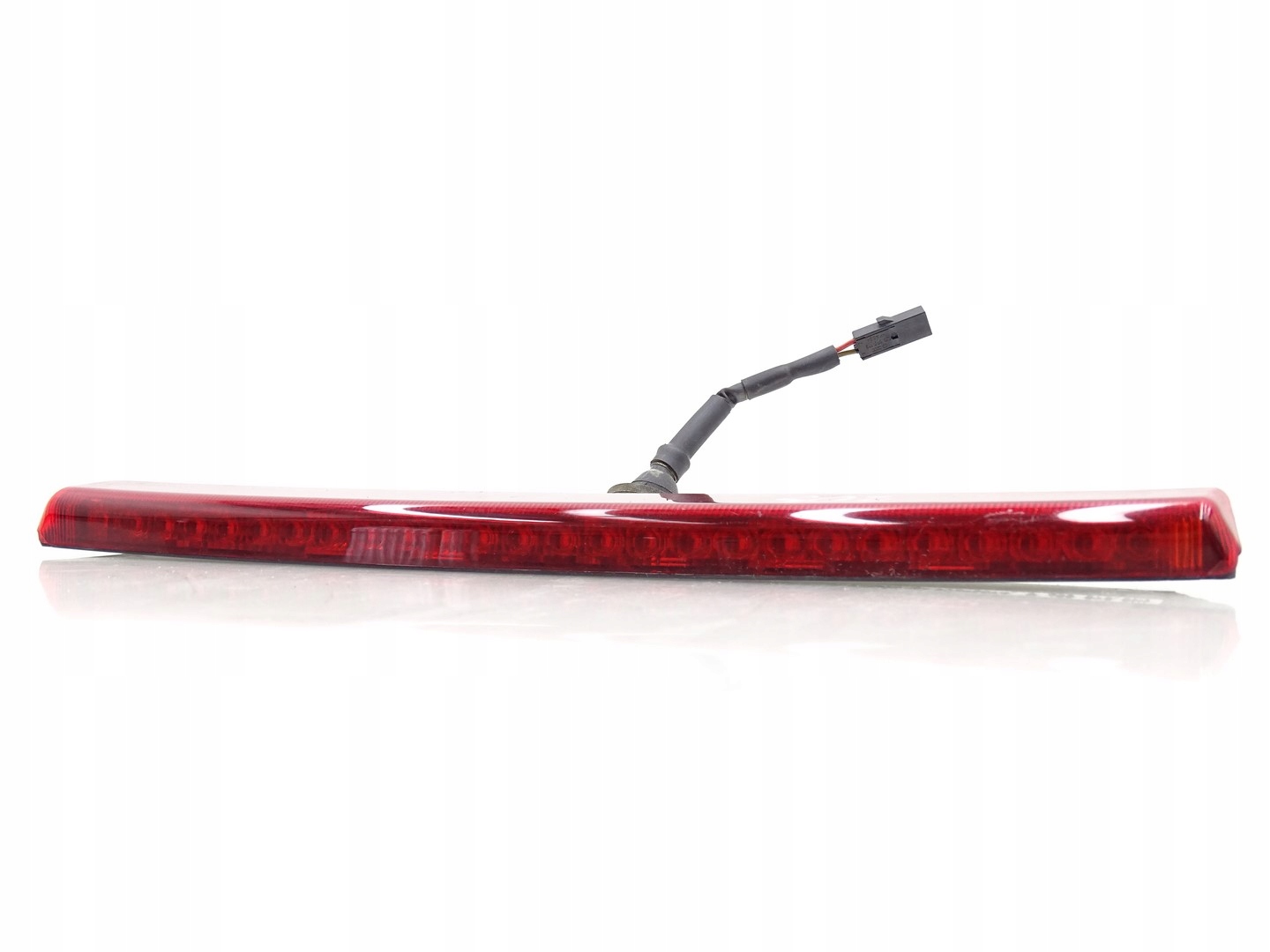 1K8945087A - ТРЕТІЙ СТОП-СИГНАЛ ЗАДНЬОЇ КРИШКИ SCIROCCO III