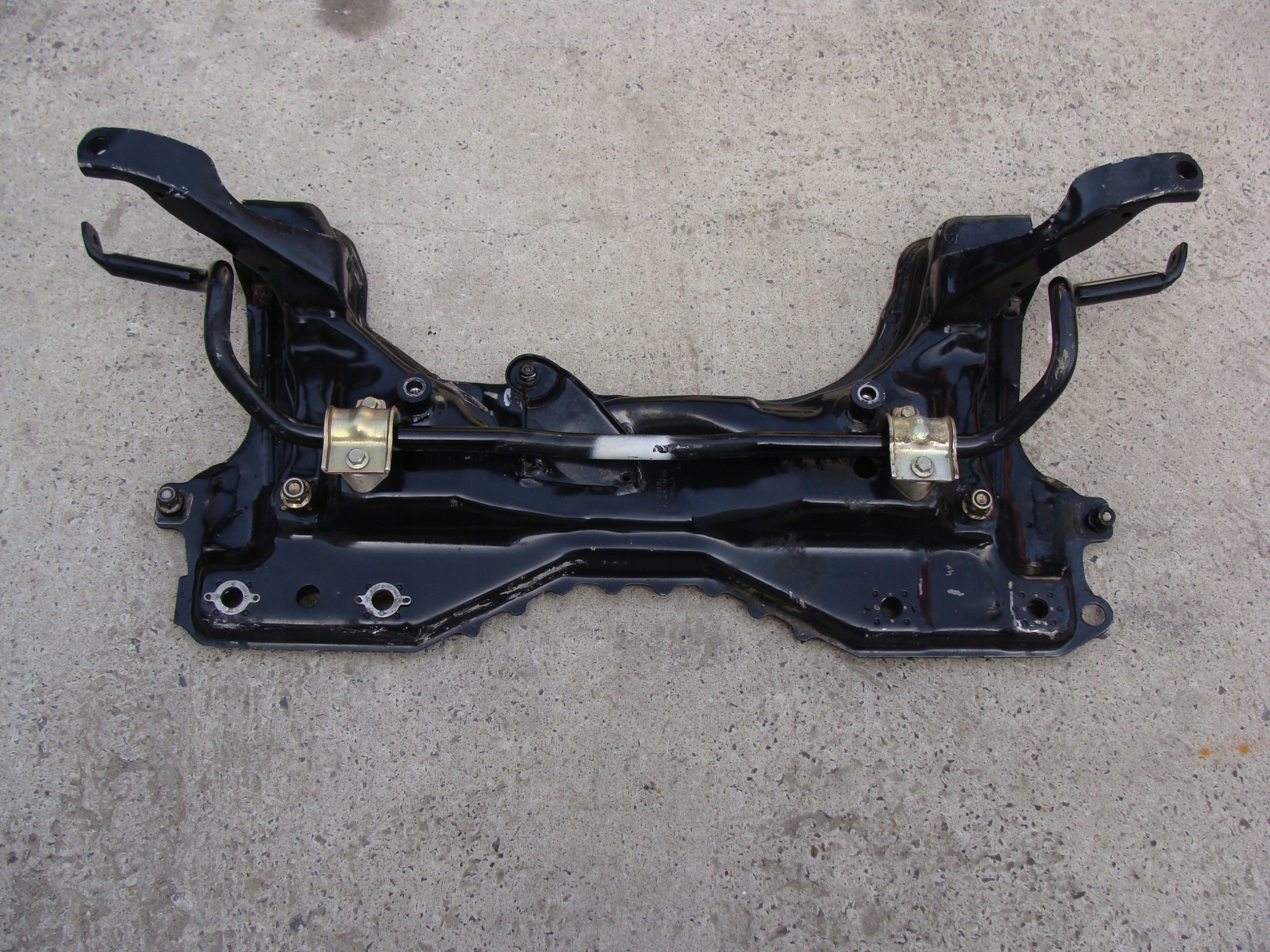 SANKI BELKA ZAWIESZENIA FORD FOCUS MK1 98AG5019AL !!!