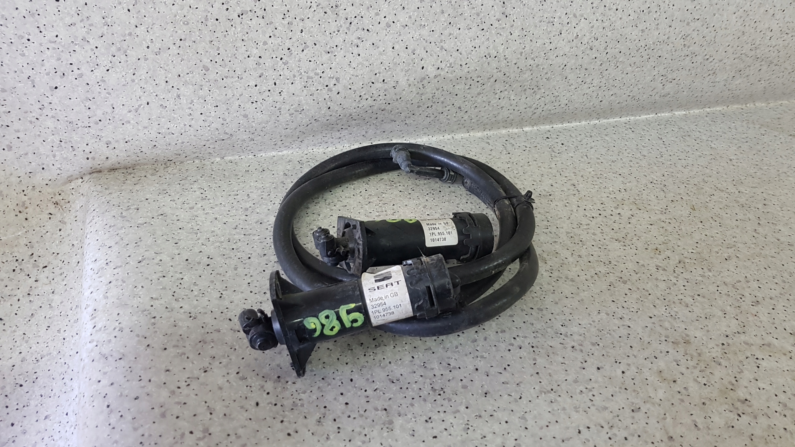 SEAT LEON II 2 1P MS washer REFLEKTOR washers KOMPLET 9862
