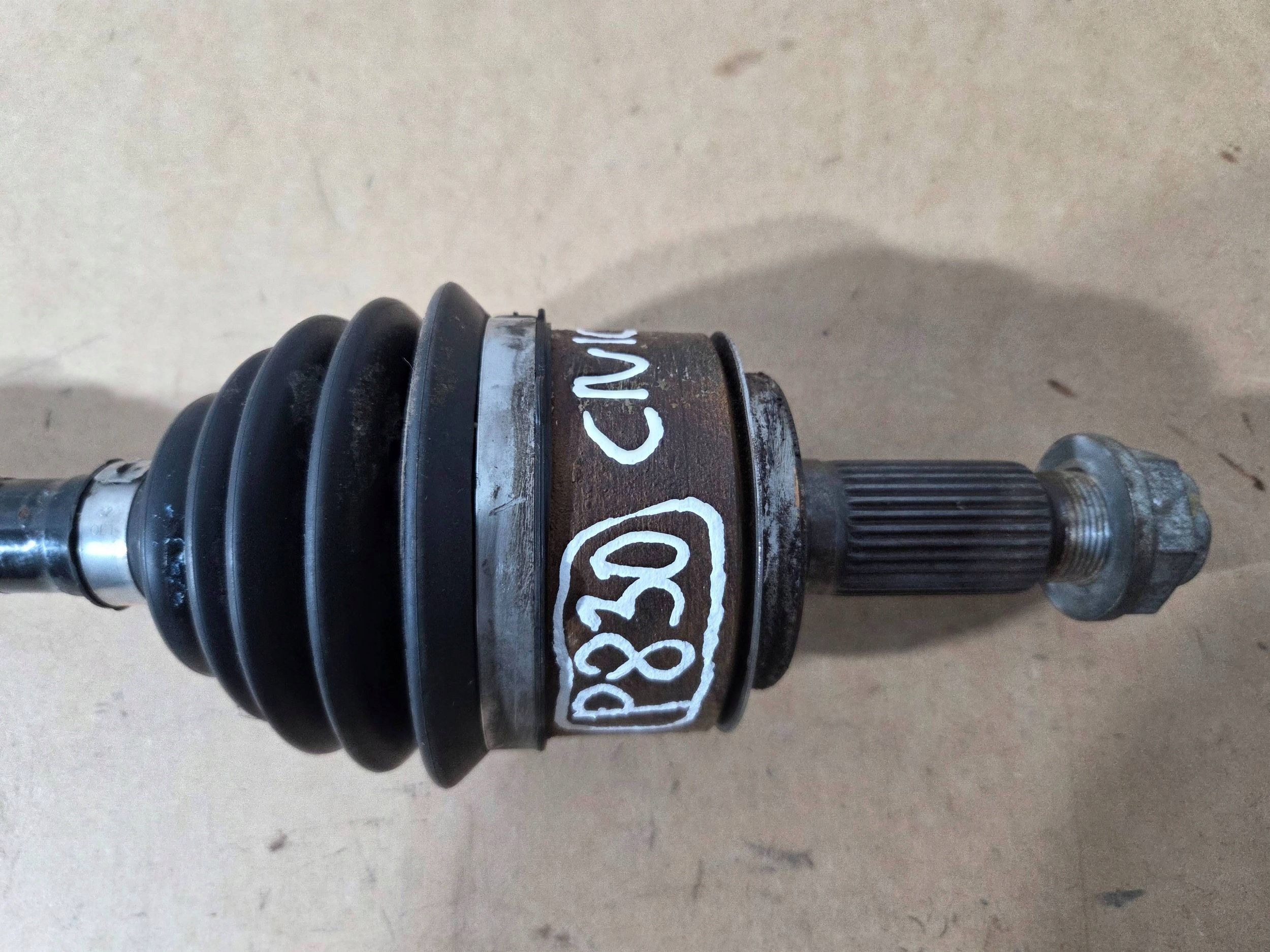 Honda HR-V semi-axis front left 10340571 (P830)