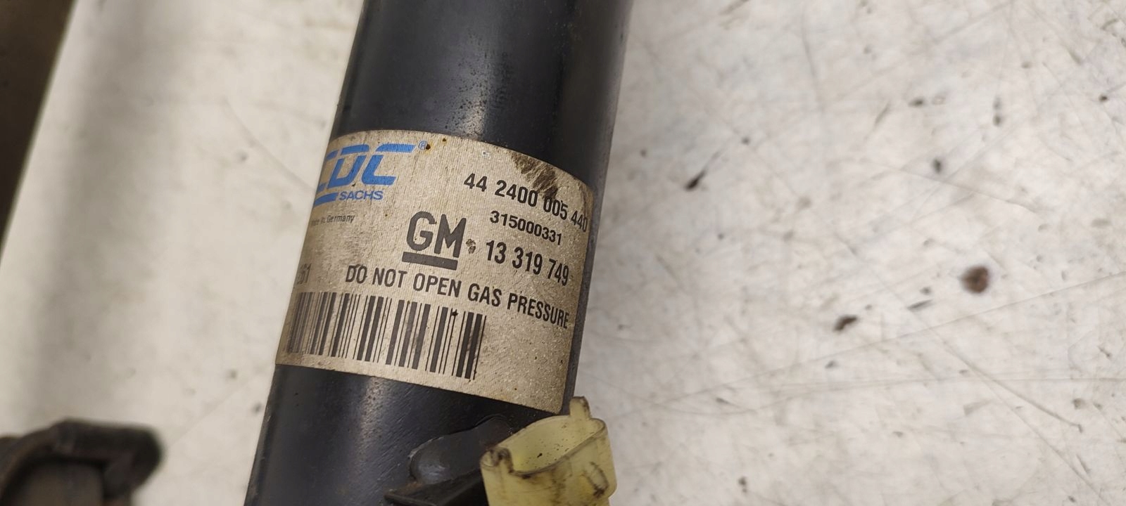 shock absorber rear part rear left IDS Opel Insignia 2,0 CDTI HB