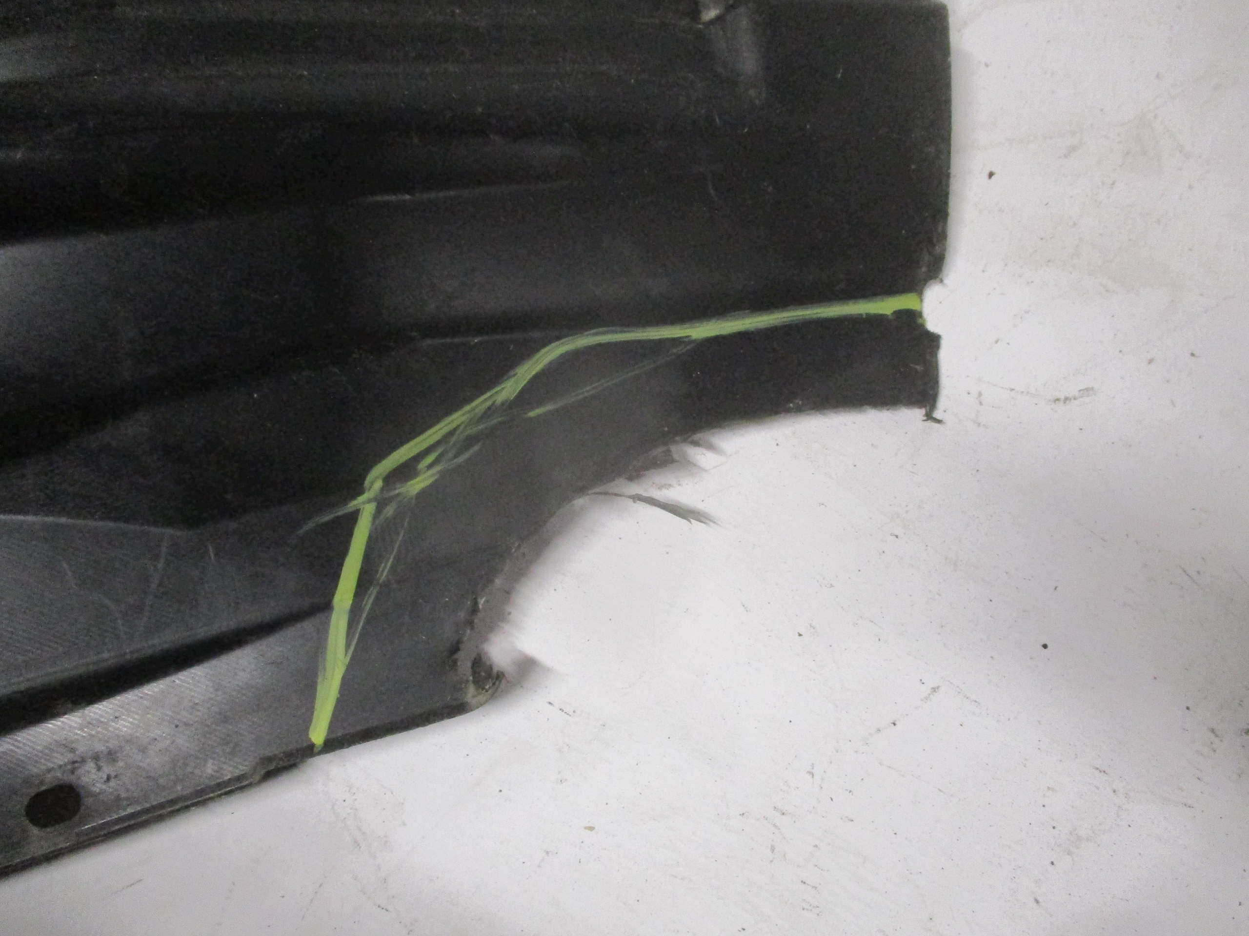 mudguard front front left SUZUKI VITARA III 72481-65J0