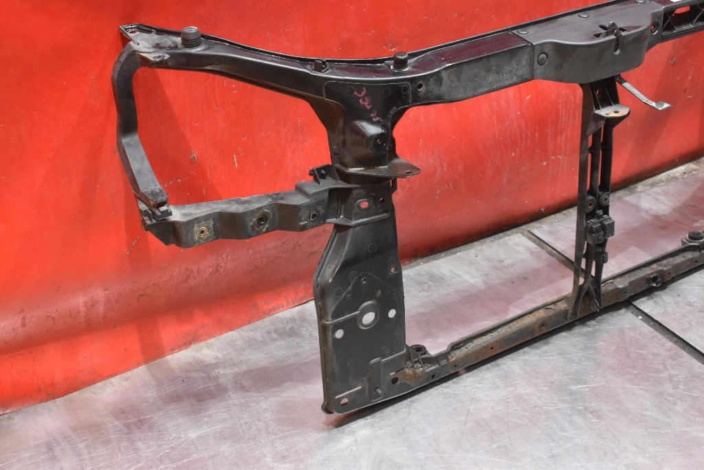 support panel for radiators pillar HYUNDAI TUCSON 1 and 2.0 CRDI 112 KM 04-10