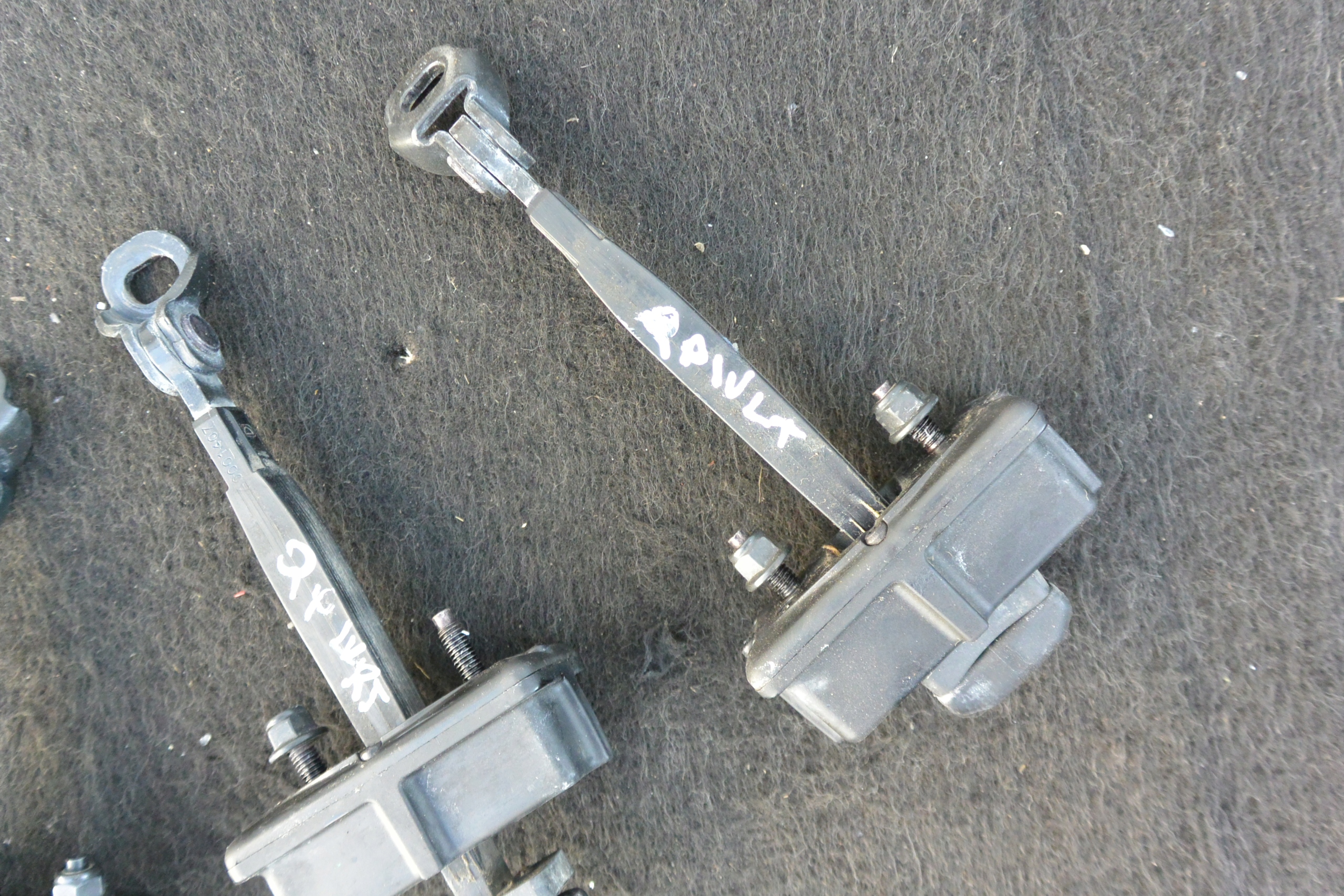 limiter door MASERATI QUATTROPORTE GHIBLI