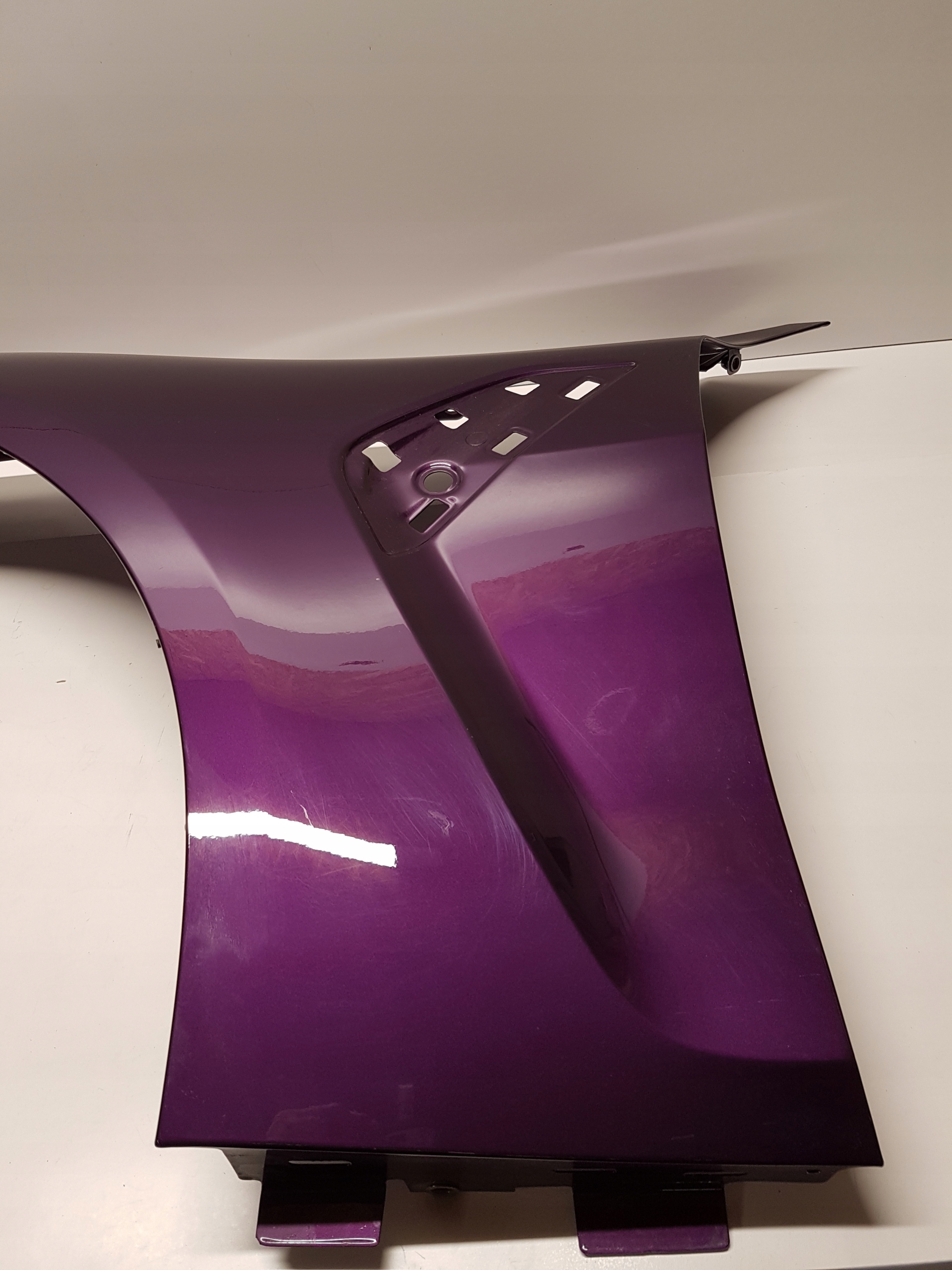 BŁOTNIK PRZEDNI LEWY BMW M3 G80 M4 G82 G83 Strona zabudowy przód - lewa