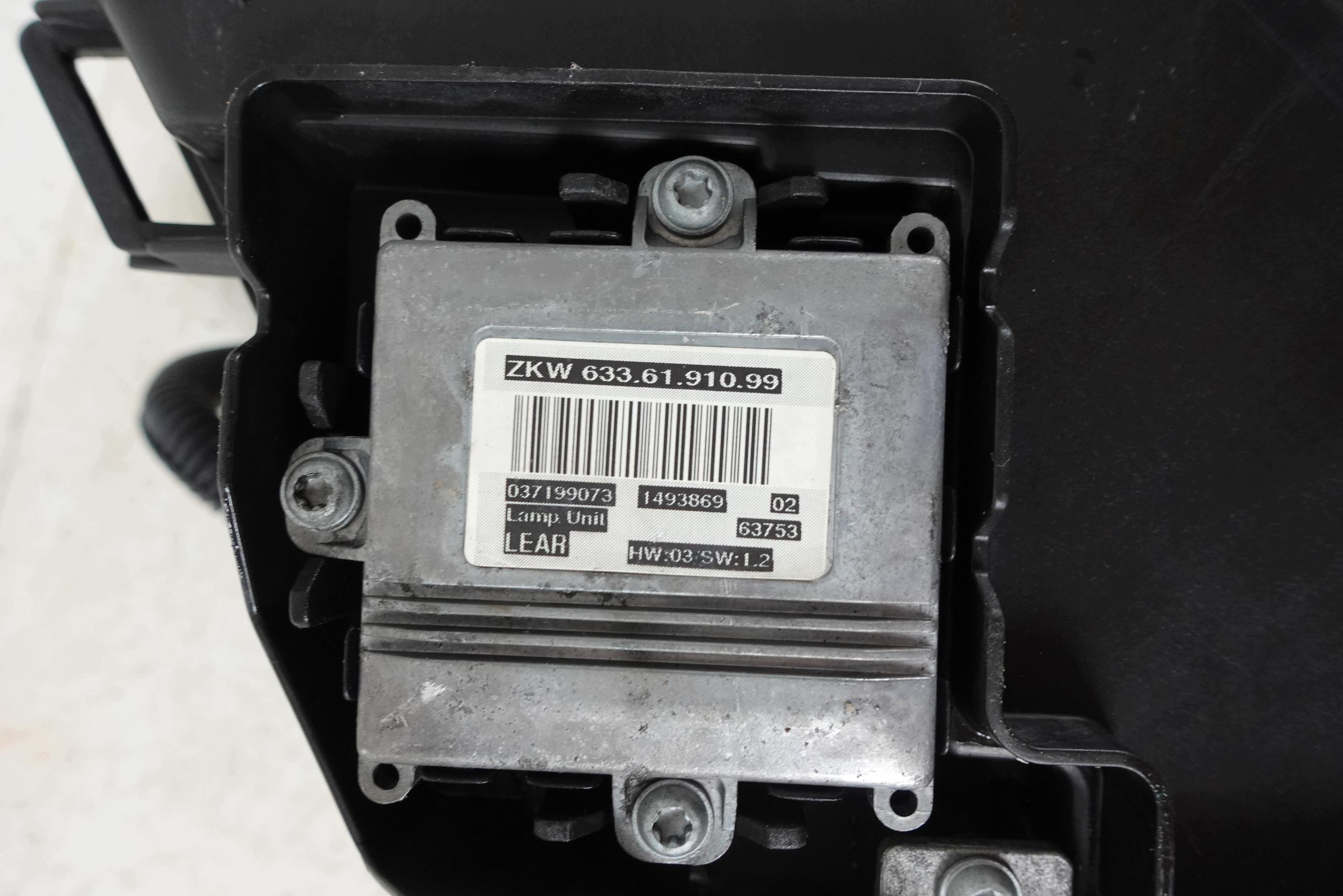 light right front right front VOLVO S80 2 II V70 3 III 06-11 XENON RHD