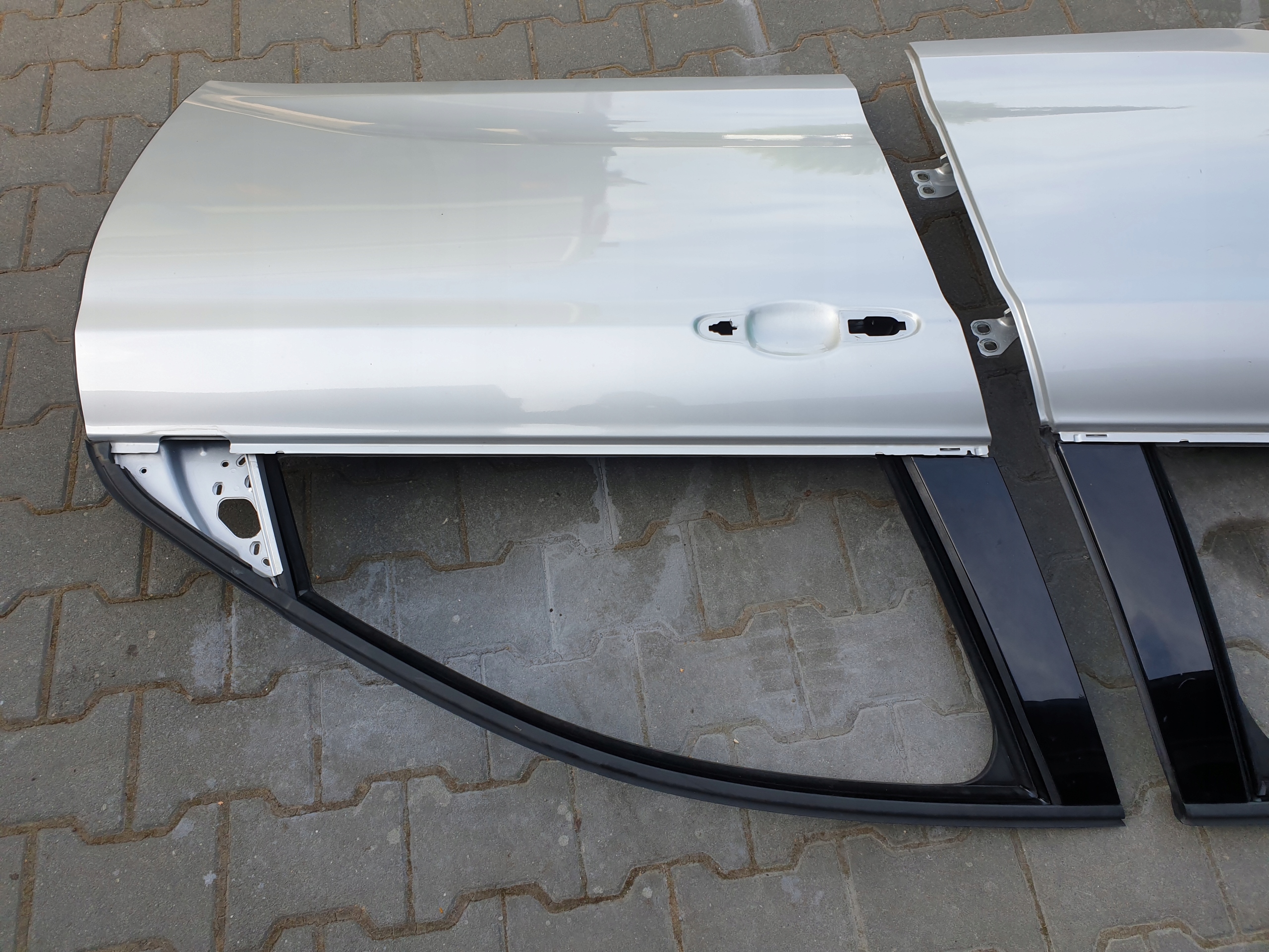 door right rear. HB 5D FIAT TIPO 2015- 612/A