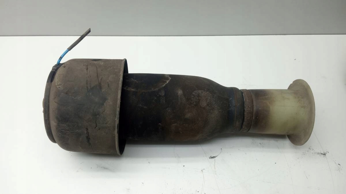 54TGQERREQGTGQ - Подушка подвески зд BMW 5 F11 2015