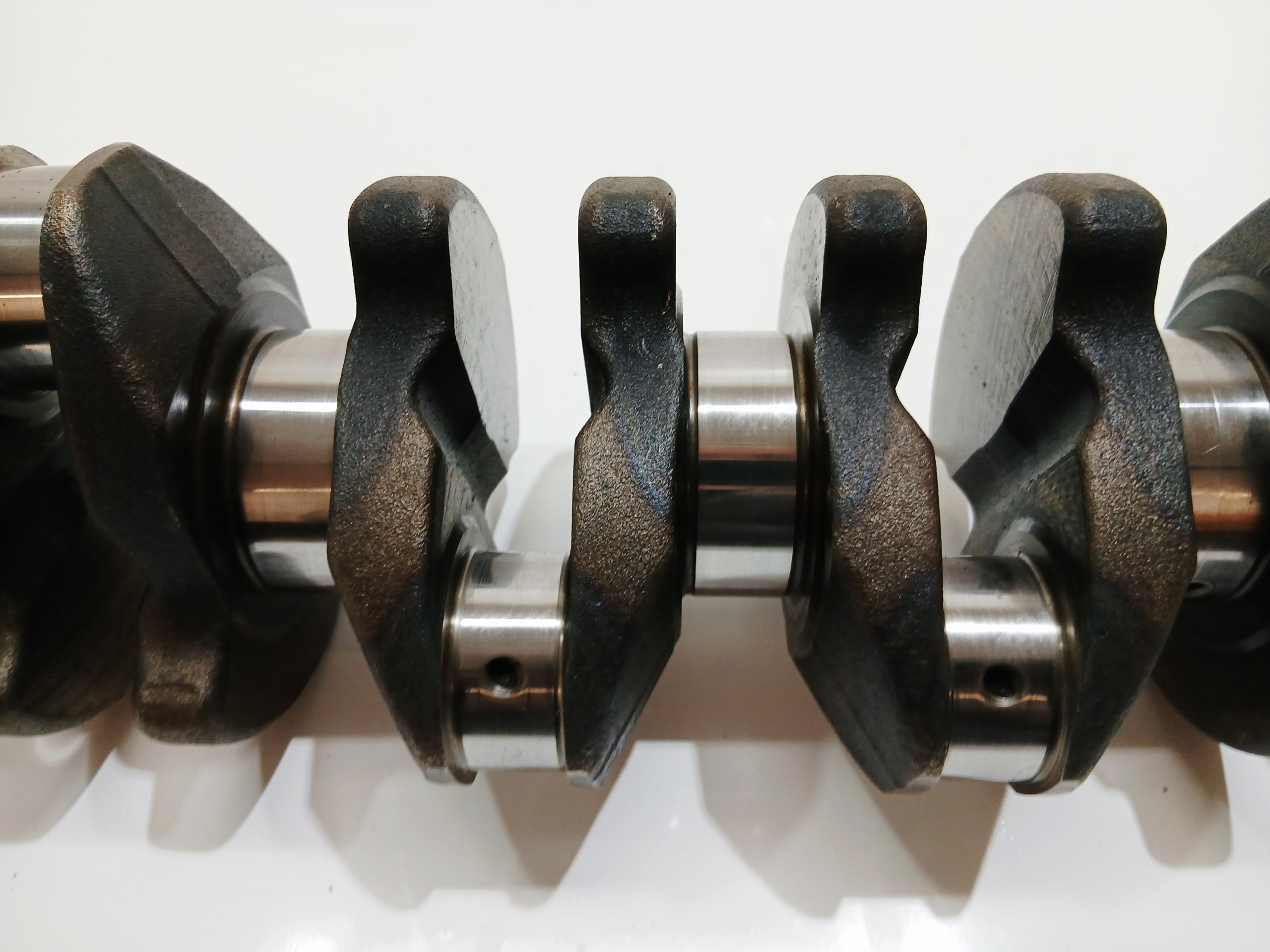crank BMW E60 535 7792330 BAV