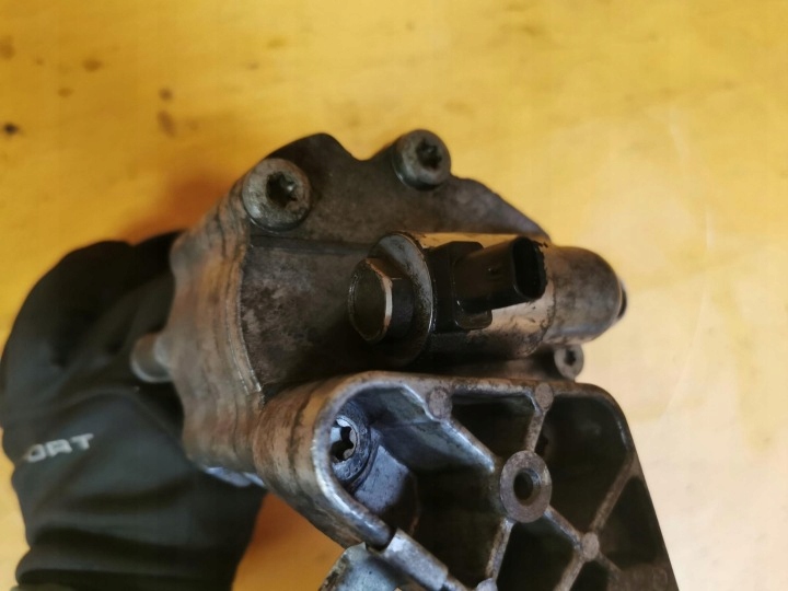 BMW OE 6796463 насос гур