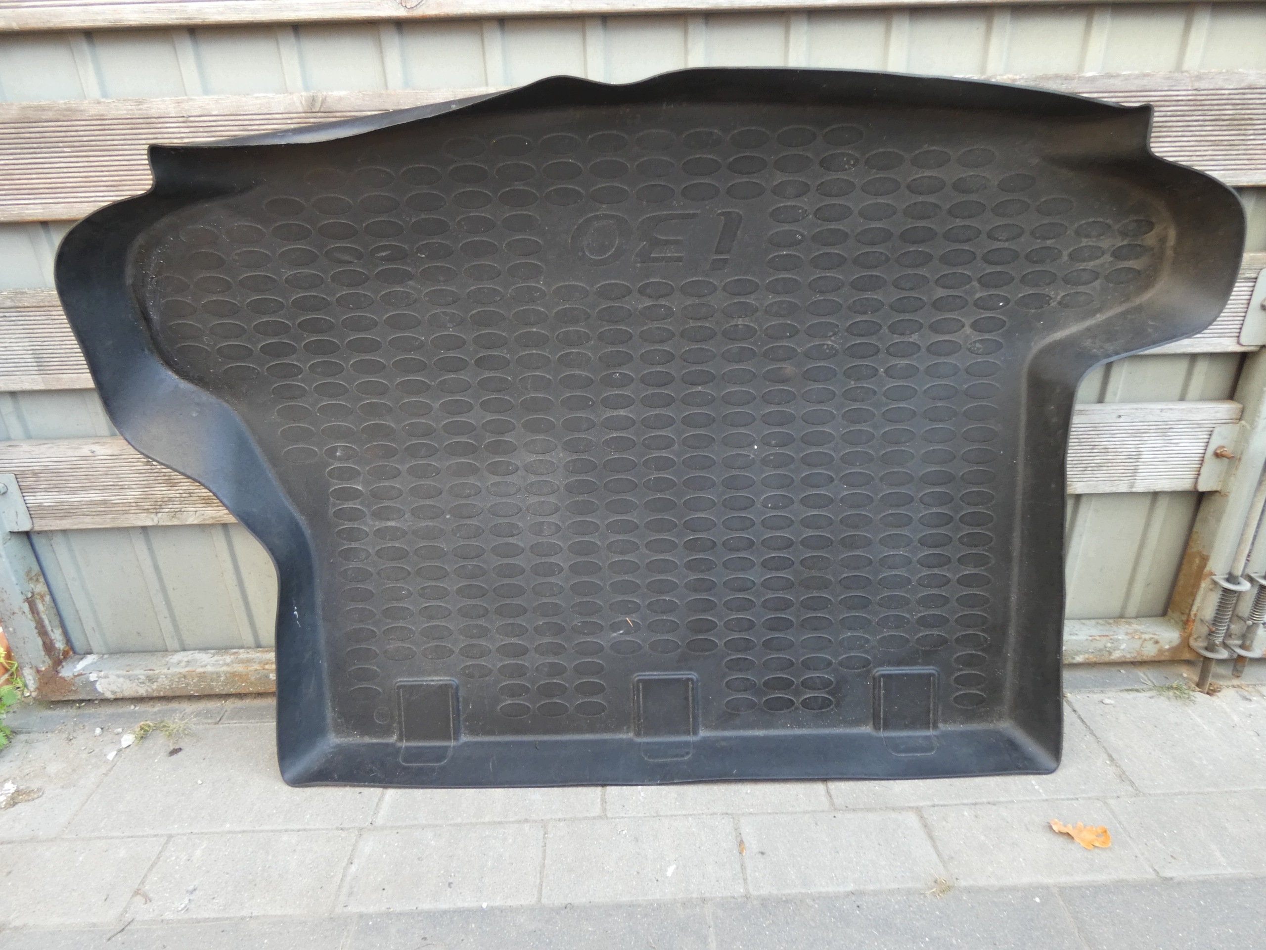 boot mat tyres HYUNDAI I30 and FD KOMBI 07-12 original