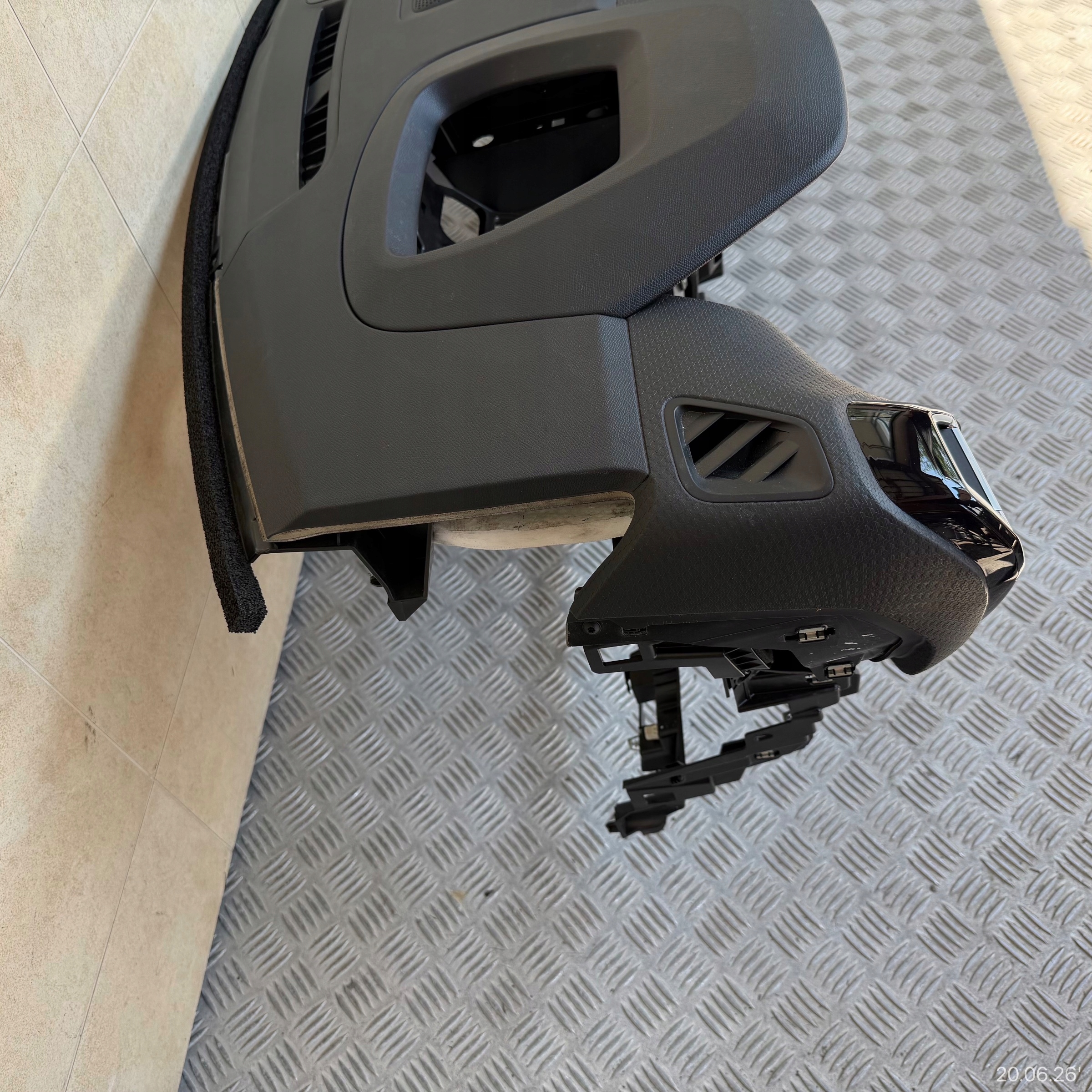dashboard complete airbag console tension belts cockpit CITROEN C4 III 2022 ROK