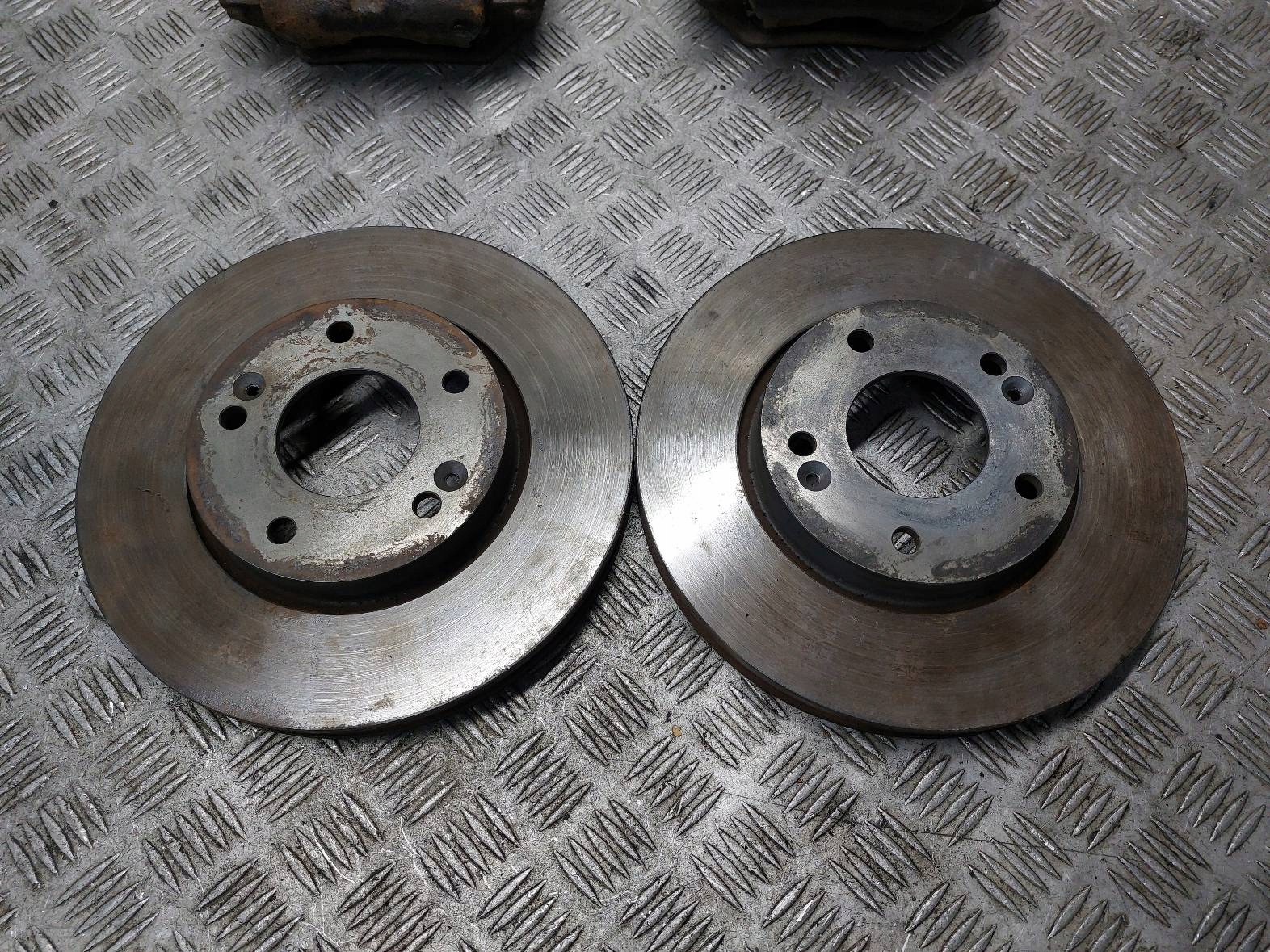discs brake front + calipers HYUNDAI I30 and 1.6 CRDI