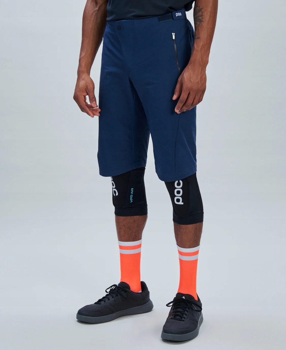 Spodenki POC Essential Enduro Shorts - TURMALINE NAVY - Rozmiar XL Model ESSENTIAL ENDURO SHORTS