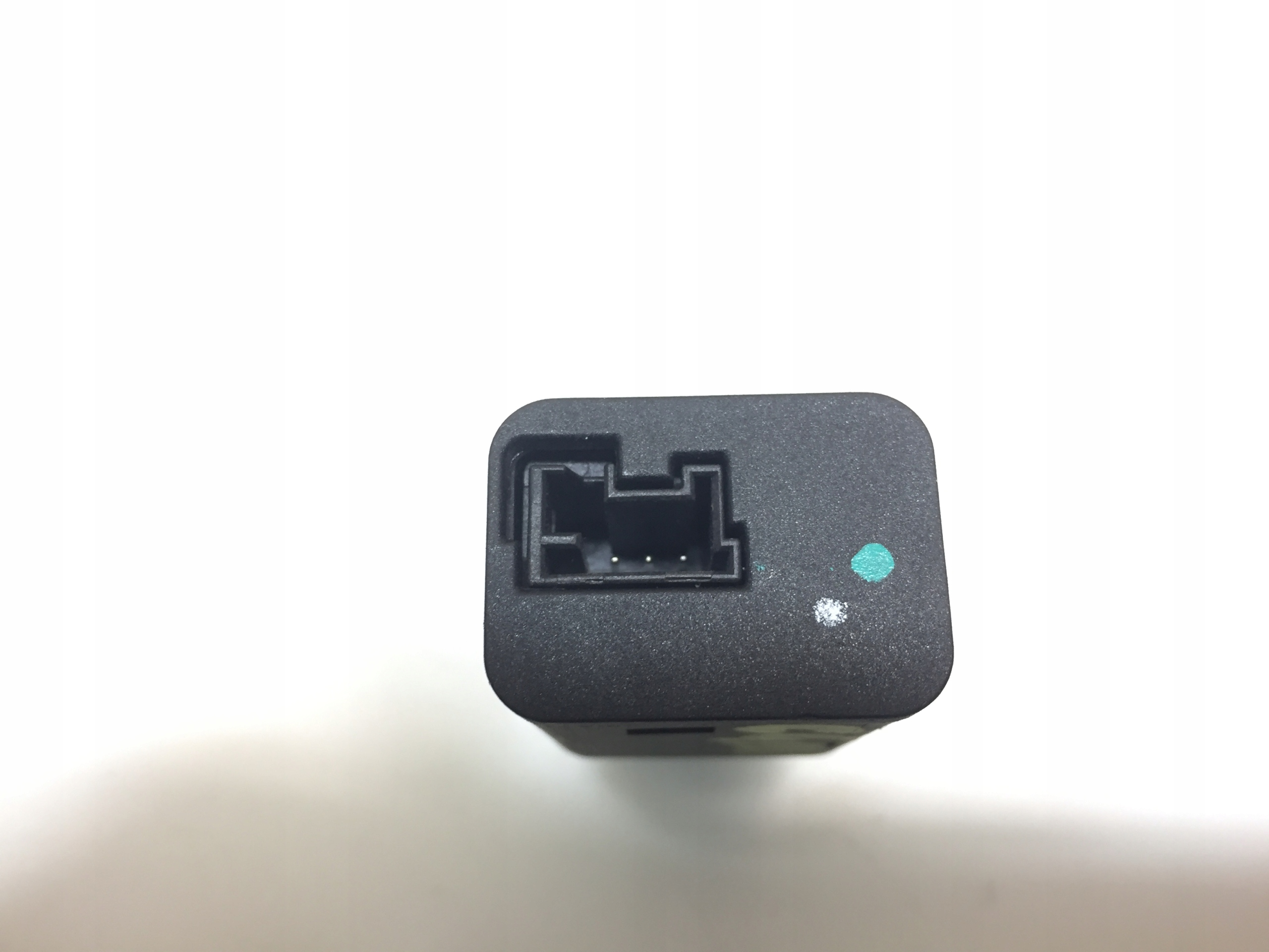 CITROEN C4 III GNIAZDO PORT USB Car type Passenger cars
