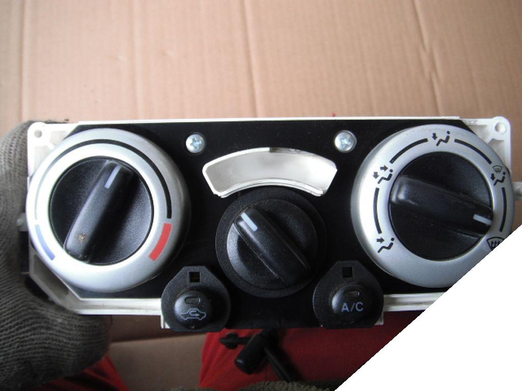 SUZUKI LIANA PANEL NAWIEWU KLIMATYZACJI