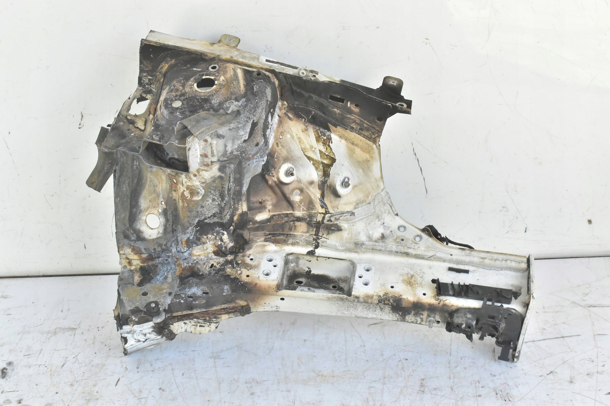 ЛОНЖЕРОН ЛІВИЙ ПЕРЕД ШКОДА SUPERB IIIv Ls9r 15-