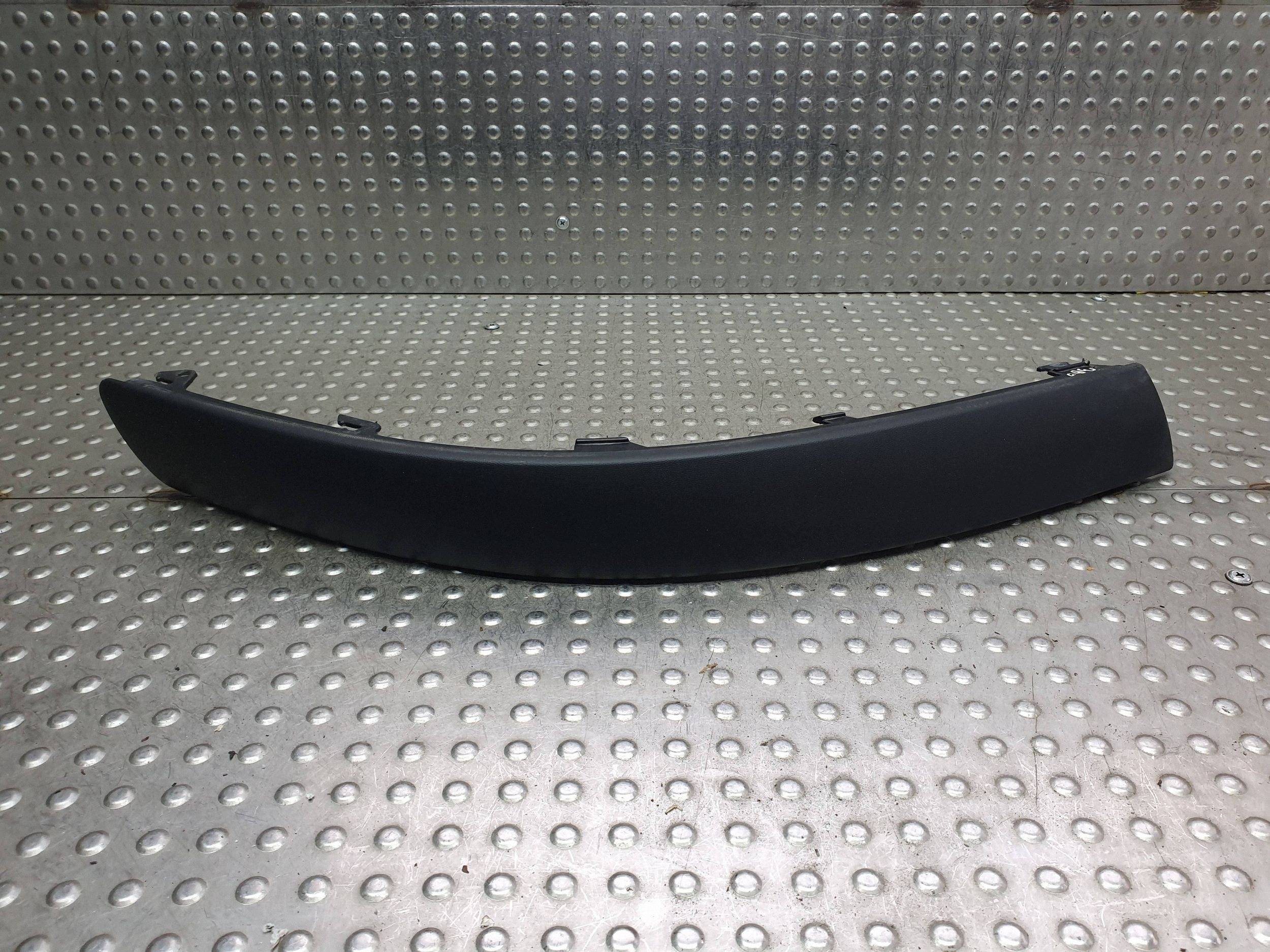 moulding of a bumper right front 3B0807718D VW PASSAT B5 LIFT