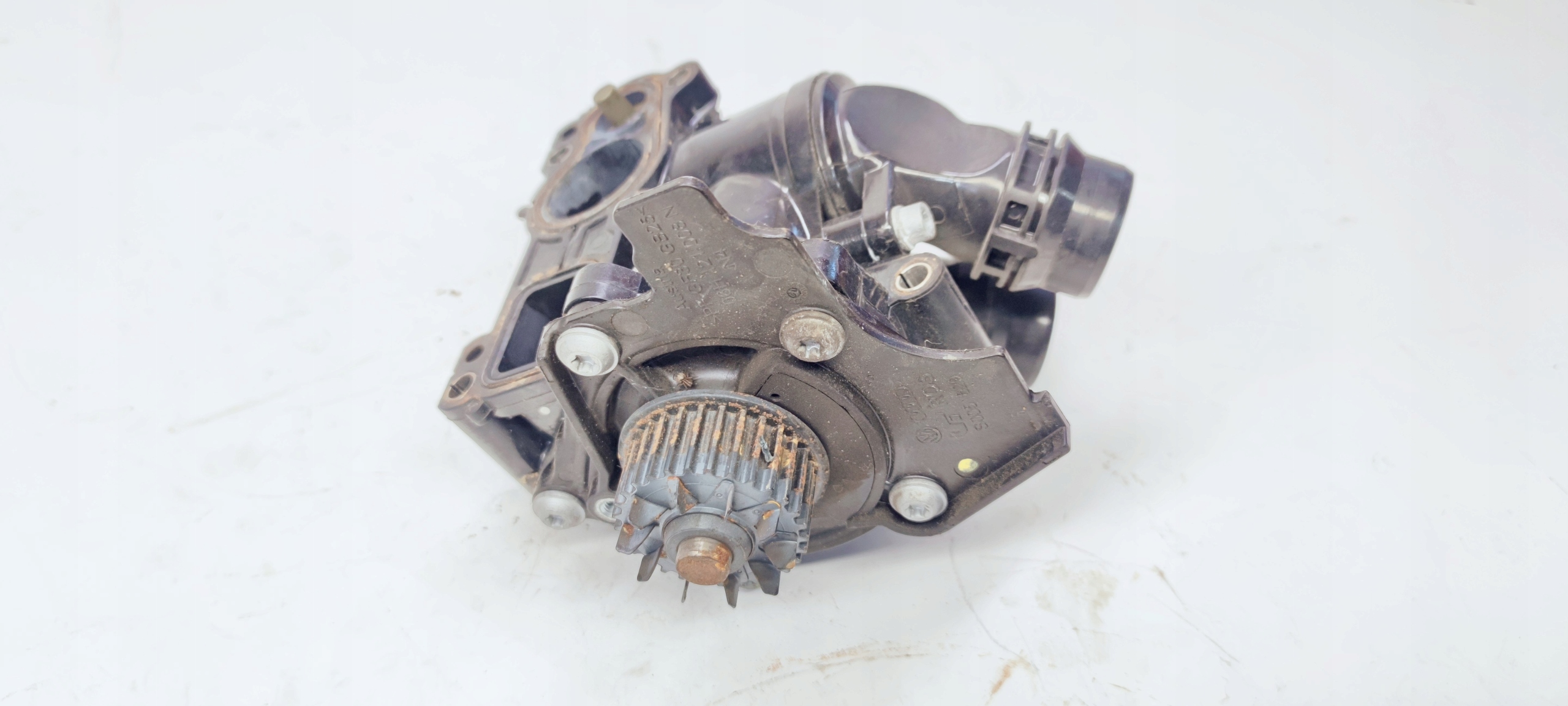 water pump AUDI A3 A4 A5 1.8 2.0 TFSI 06H121026BA