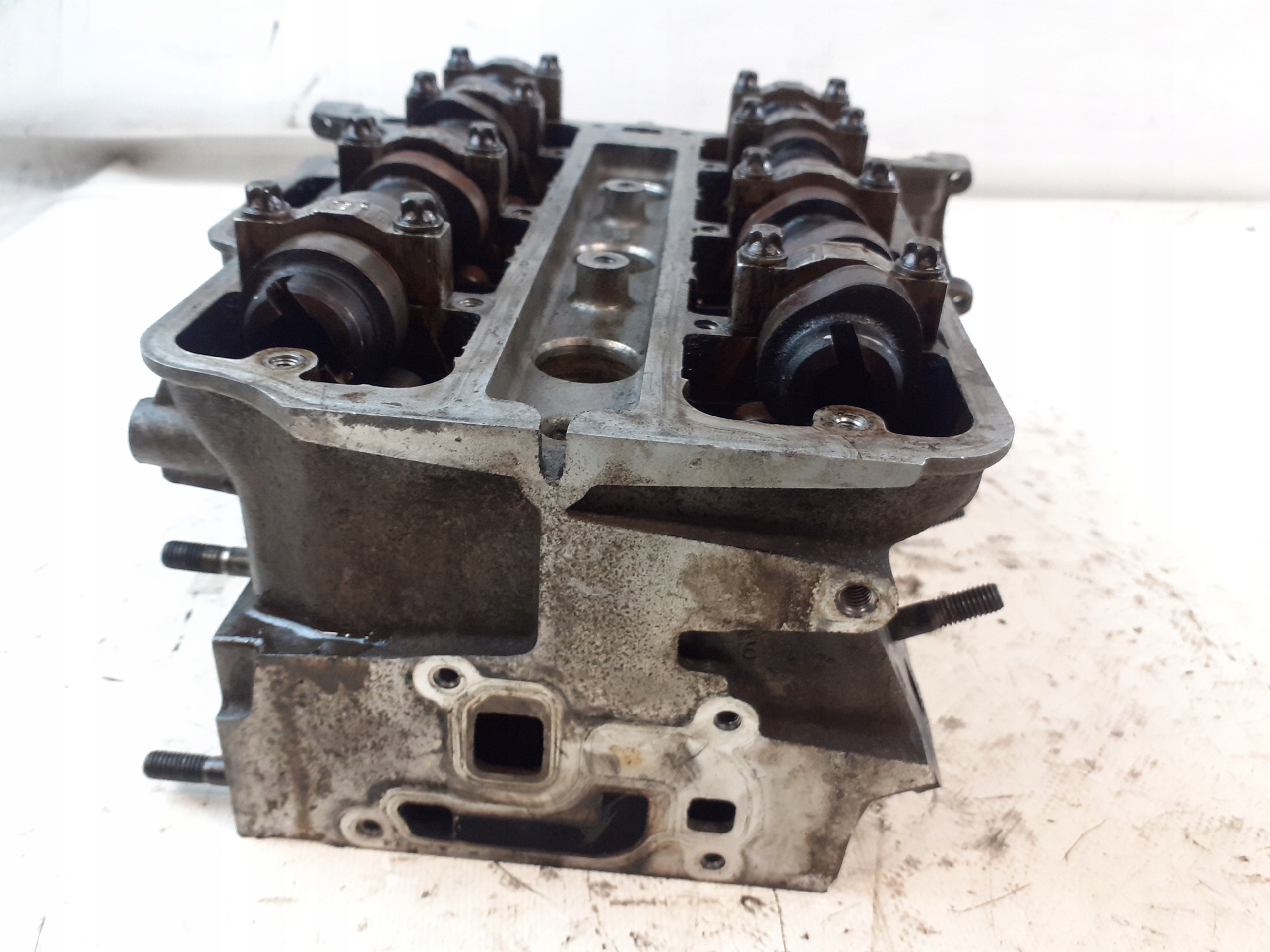 hlava vačky OPEL CORSA C 1.0 12V 90400233