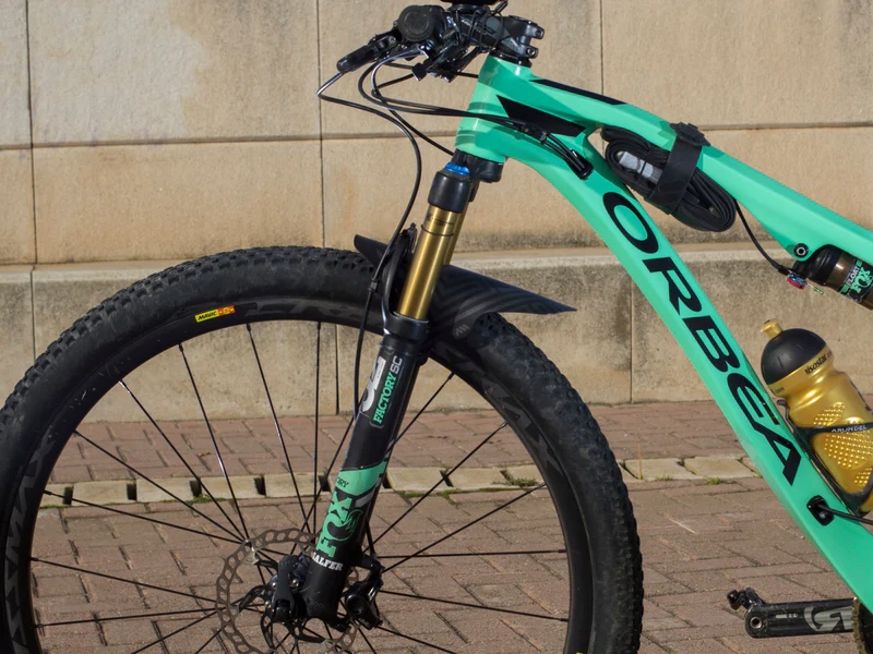 Przedni Błotnik Rowerowy 26 27.5 29 AMS - Szary Labirynt Kod producenta AMSMG1MAGY