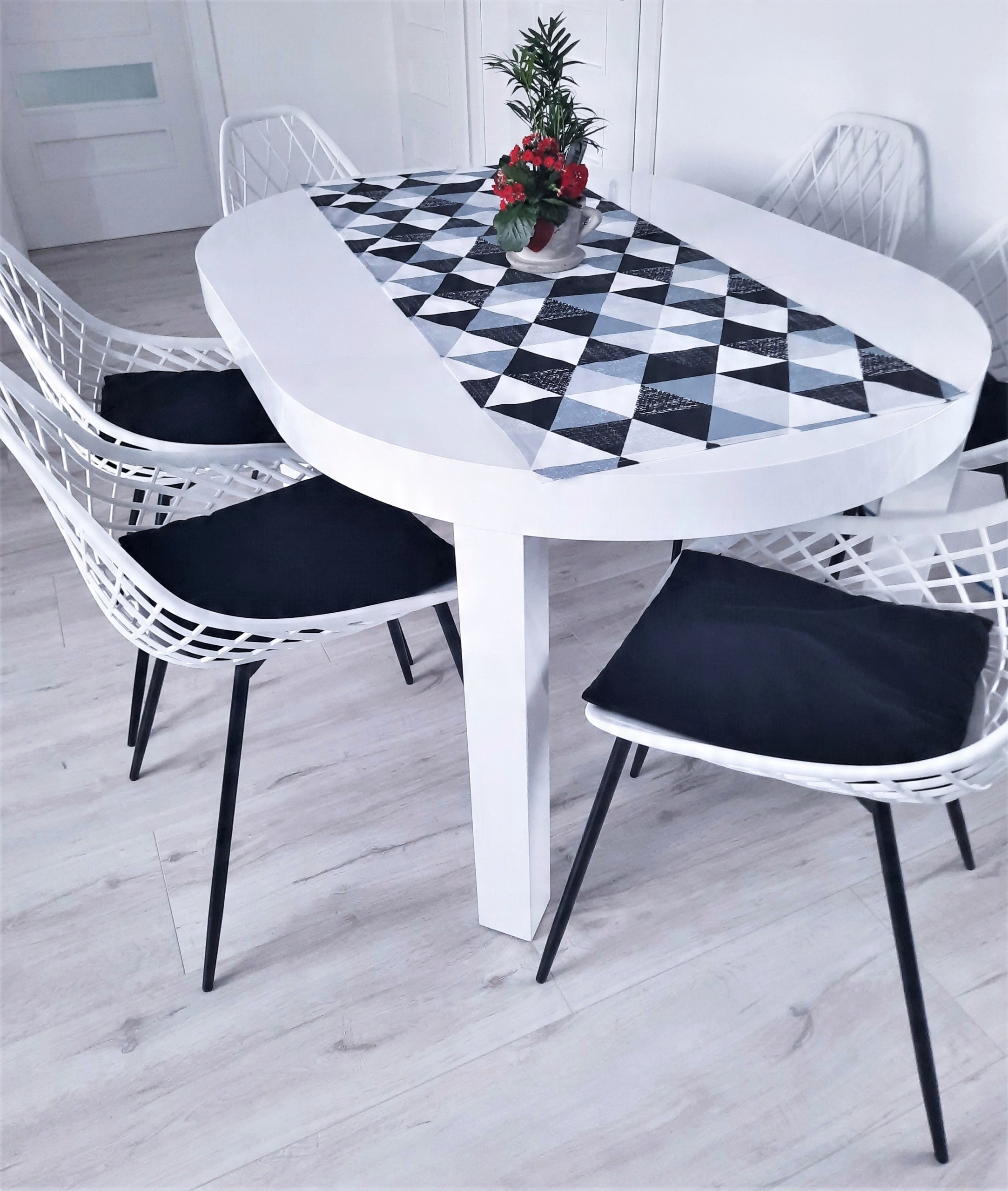 

Bieżnik dekoracyjny na stół 40x100cm 100% Bawełna