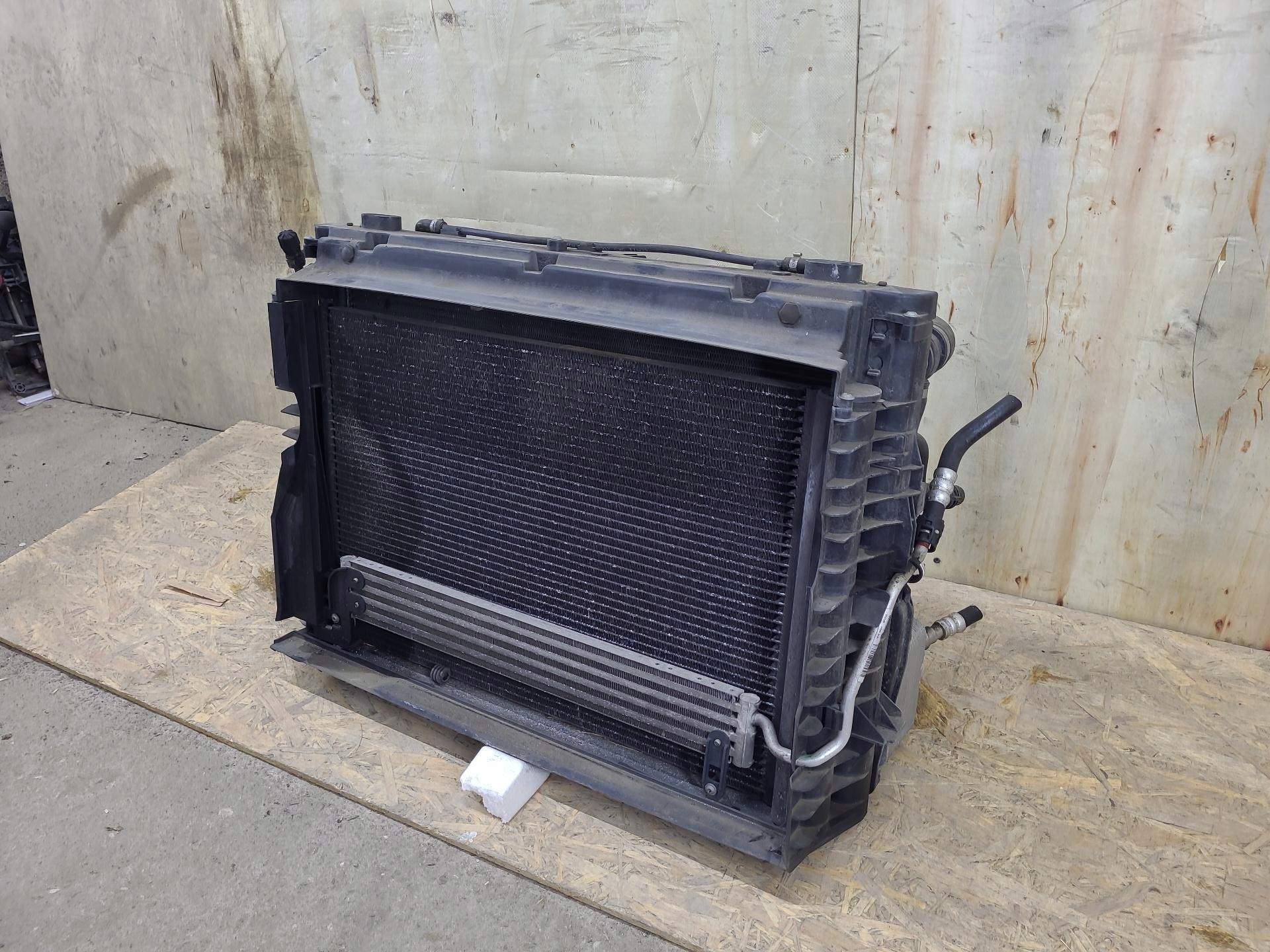 Komplet Radiateur BMW 5 E60/E61 facelift 2008 7548346-12