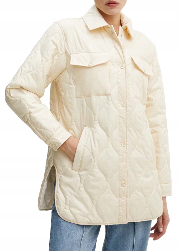 Guess Krémová Dámská Prošívaná Bunda S Větruvzdornou A Větruvzdornou Bundou