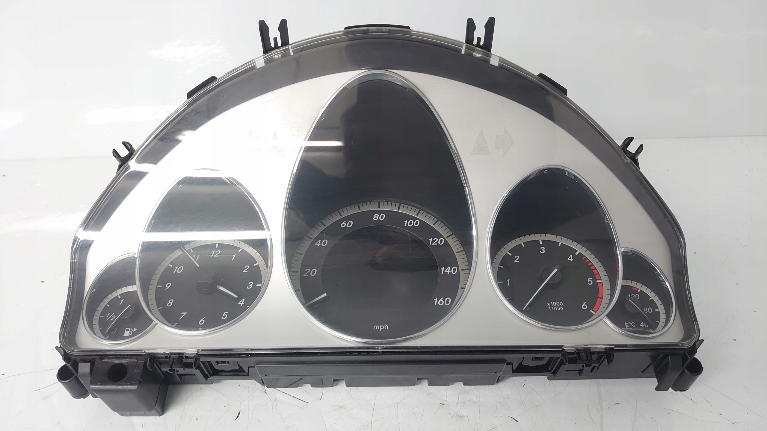 dials dials MERCEDES E-KLASA W212 A2129005104 ANGLIK