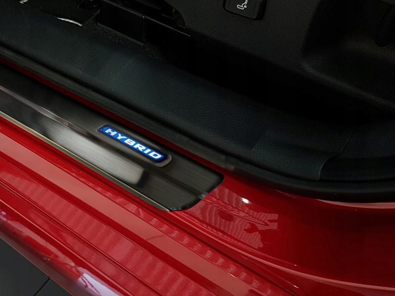 Nakładki progowe Toyota Corolla Cross I 2022+ Producent Avisa