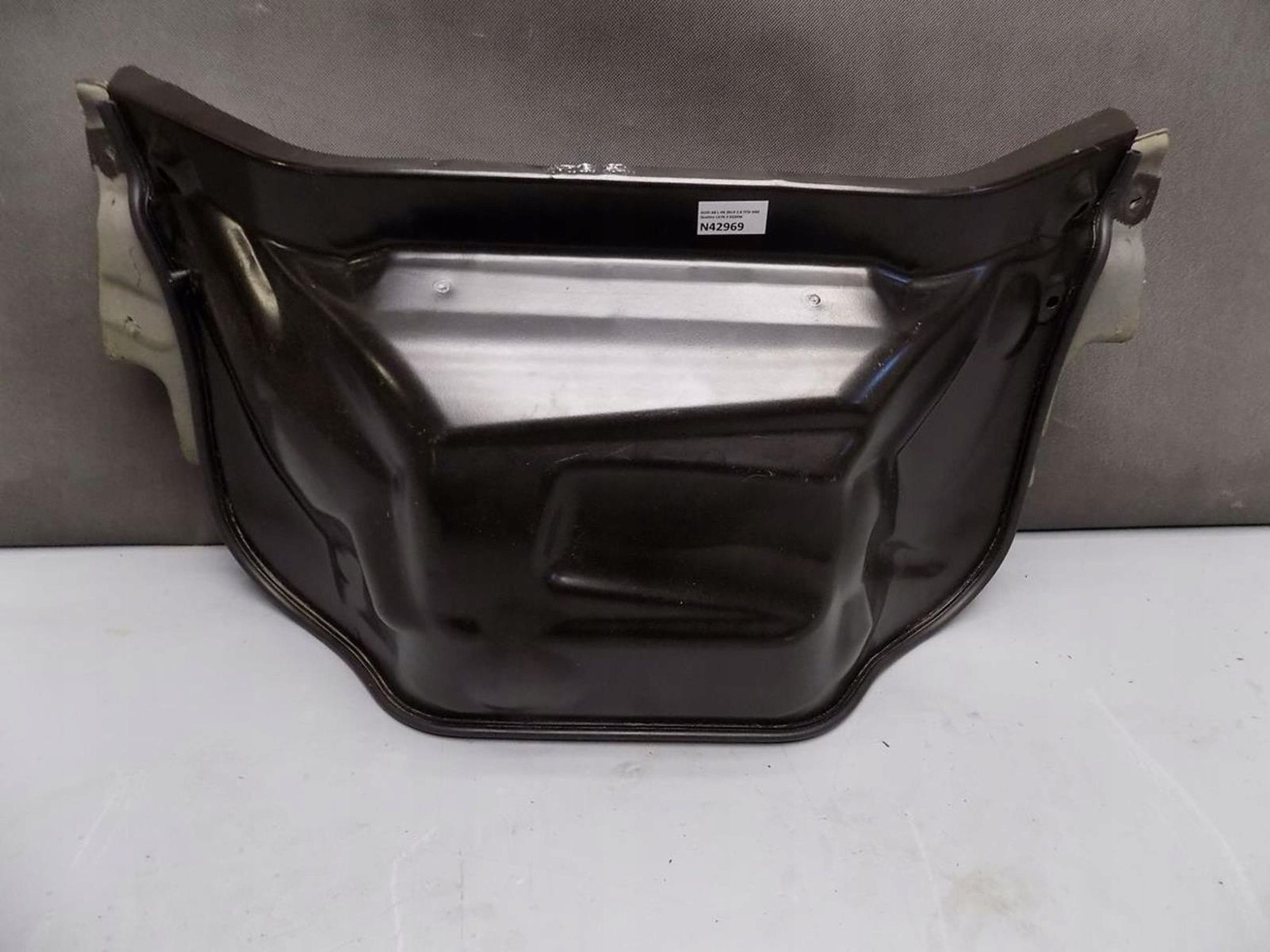 Audi A8 S8 D5 cover RYNNA under the window 4N0819523D