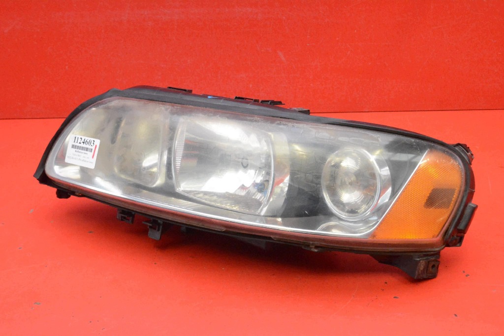REFLEKTOR left light front EU 30698825 VOLVO S60 1 and LIFT 04-09