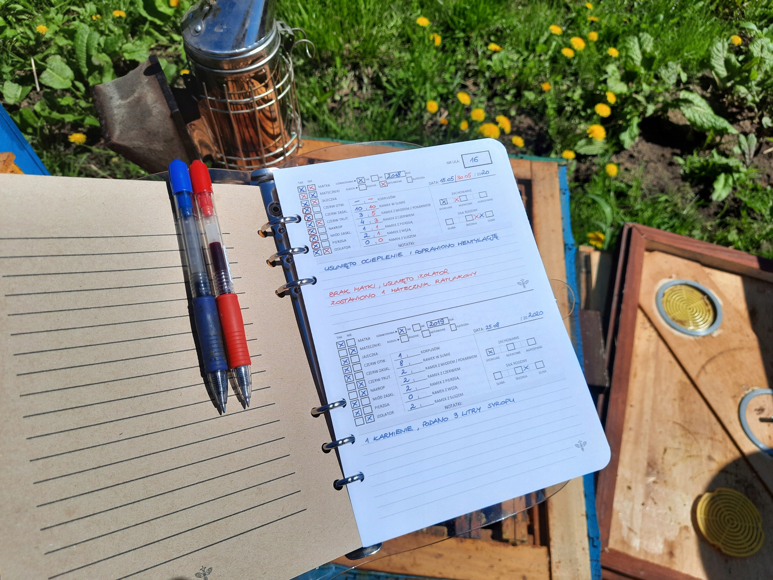 Notes pasieczny / Notatnik pszczelarski NOWOŚĆ organizer pszczelarza Kod producenta brak