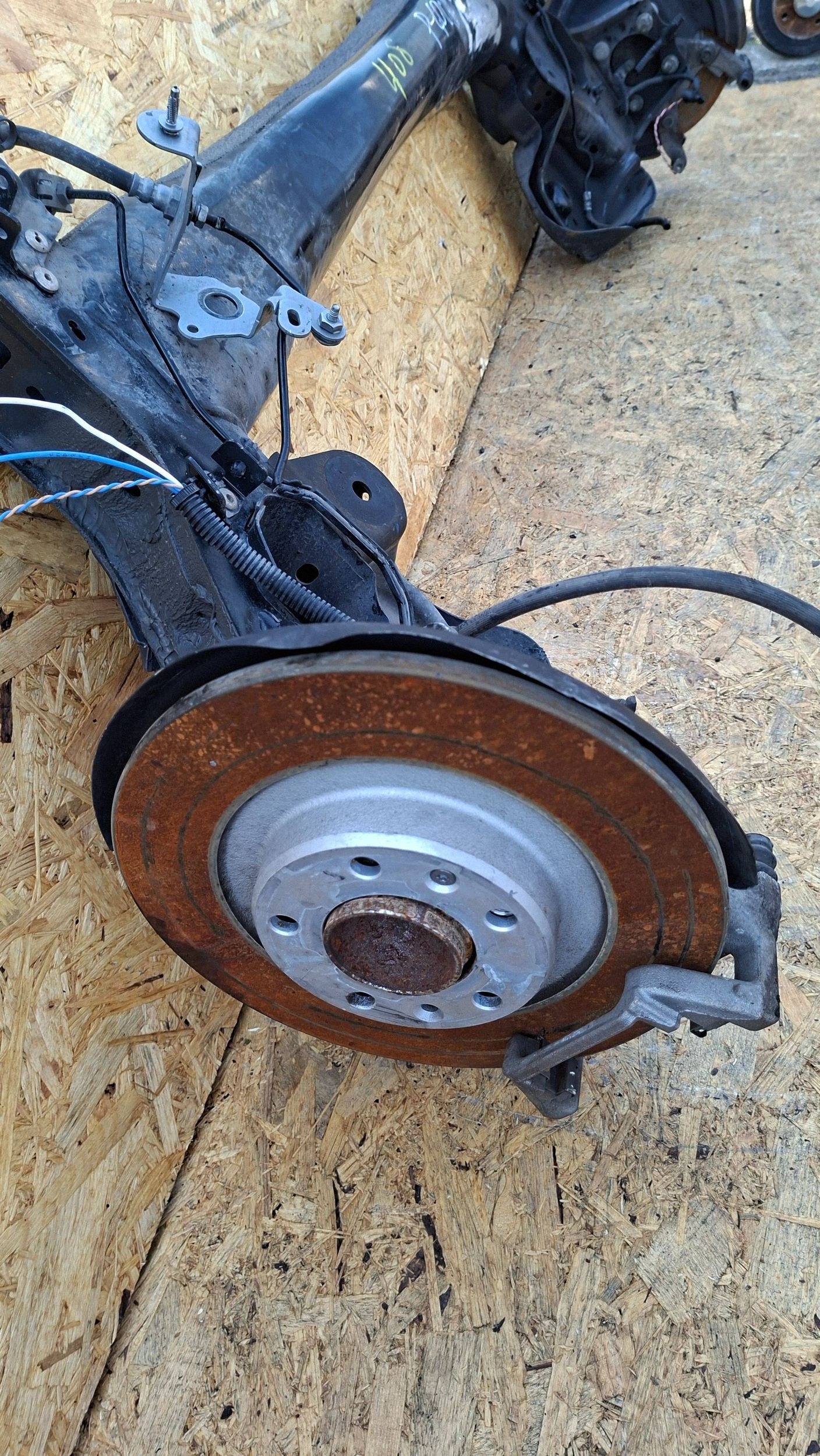 axis rear part PEUGEOT 408 2022