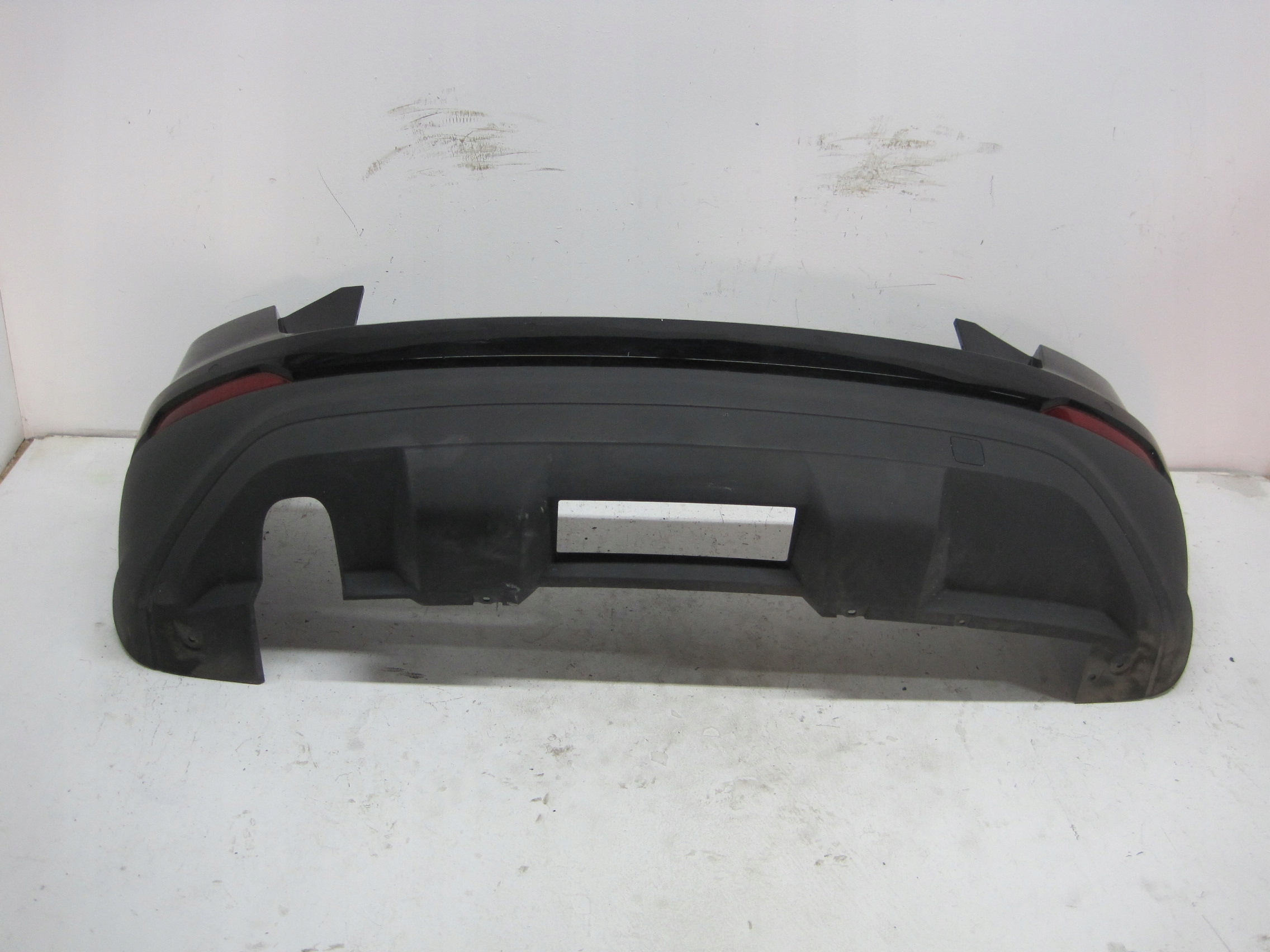 bumper rear Audi Q2 81A 4X PDC 16R below towing rear part