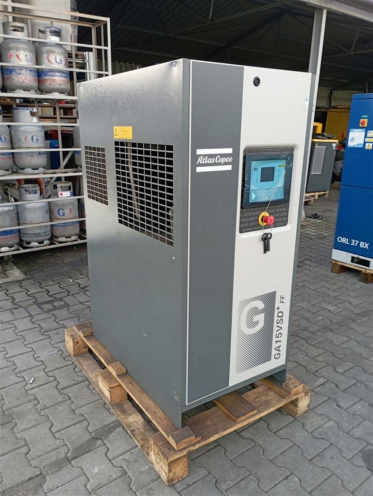 Sprężarka śrubowa kompresor ATLAS COPCO GA15 VSDFF PLUS 15kW 2,51m³ S014438 Model GA15 VSDFF PLUS