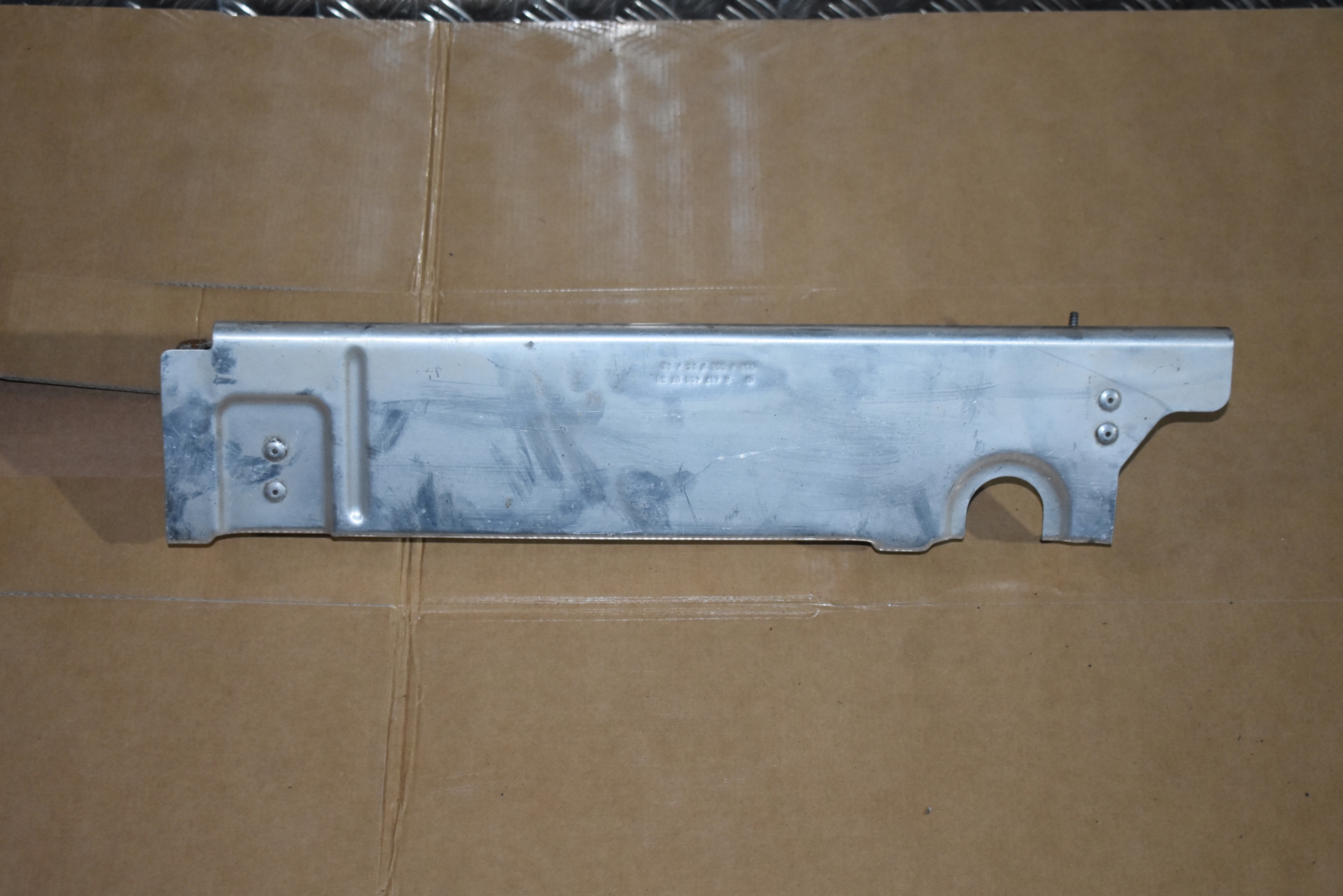 IDEALNA Blech Blende Abdeckung TERMICZNA MERCEDES VITO W447 1