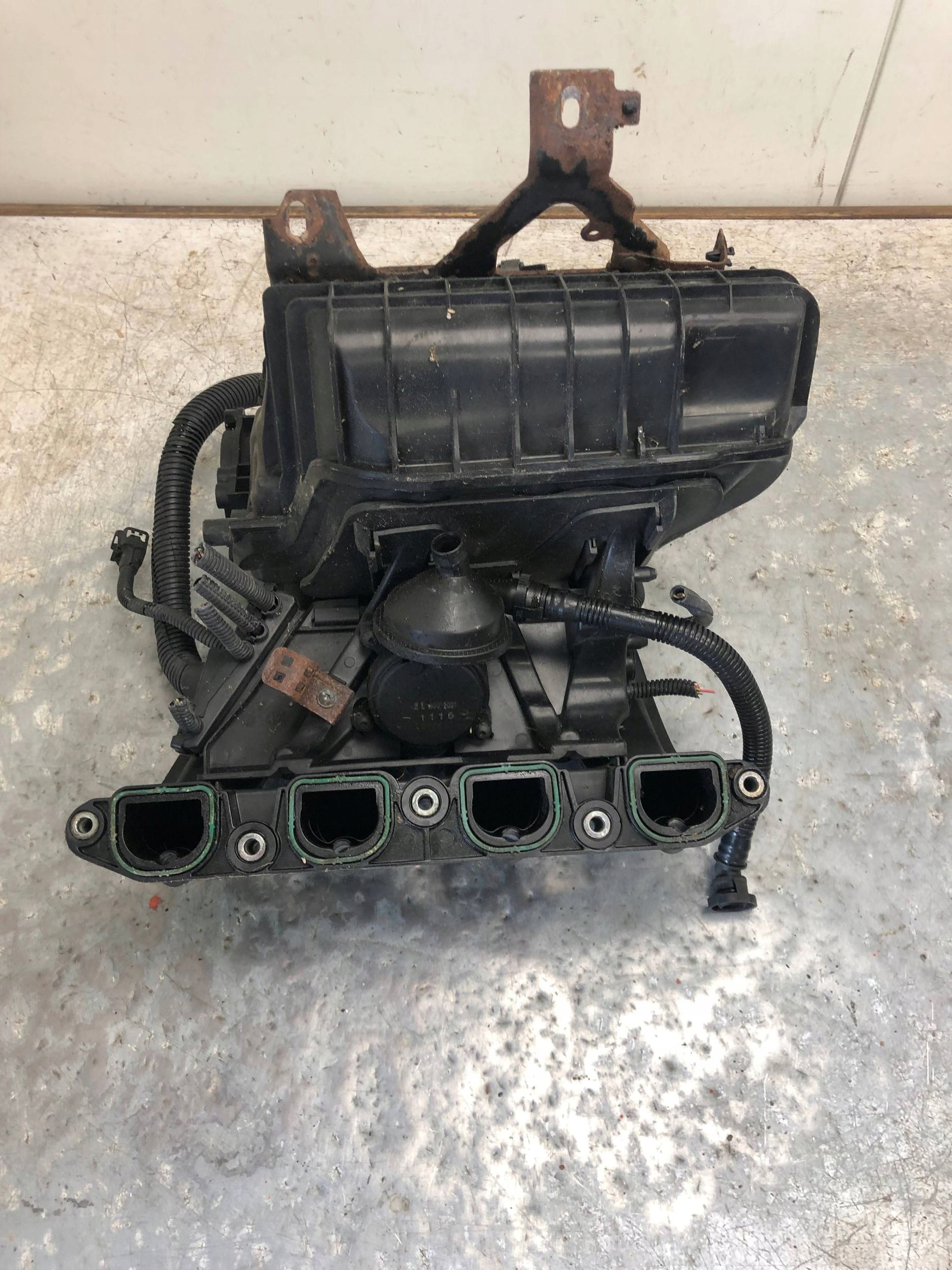 intake manifold BMW E87 1437938