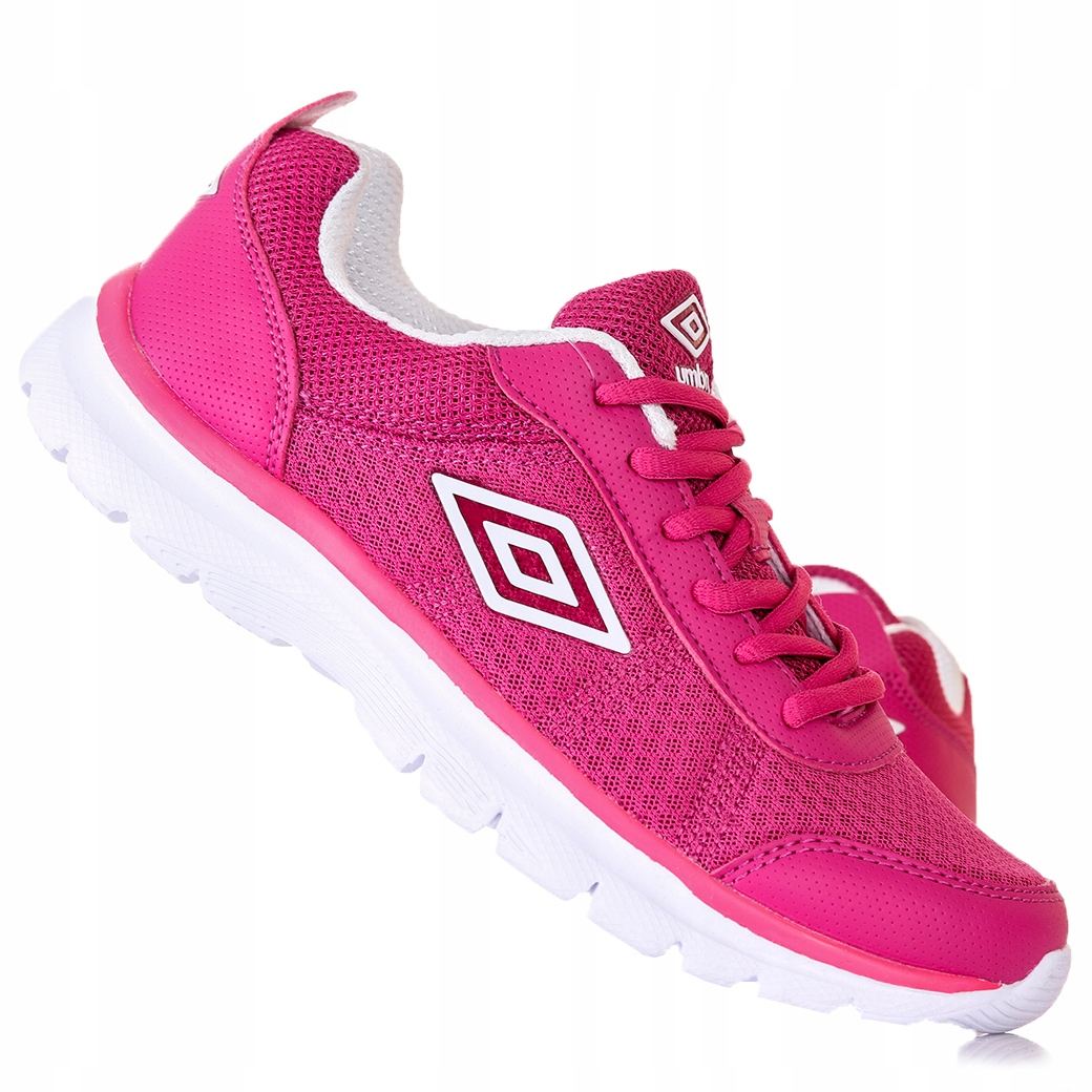 białe buty umbro