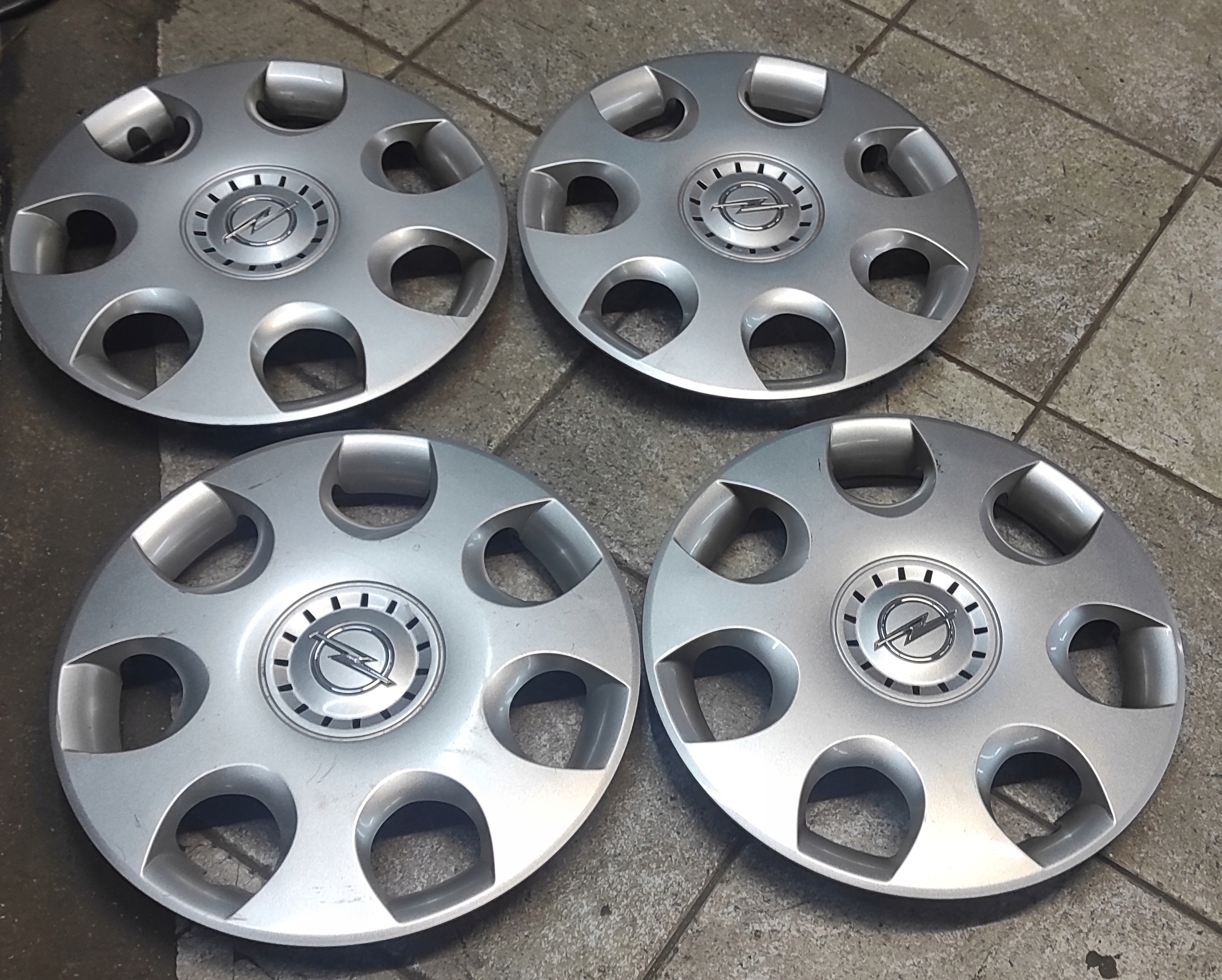 КОВПАКИ НА КОЛЕСА 14 OPEL CORSA ADAM 43250-51K20 4 ШТ