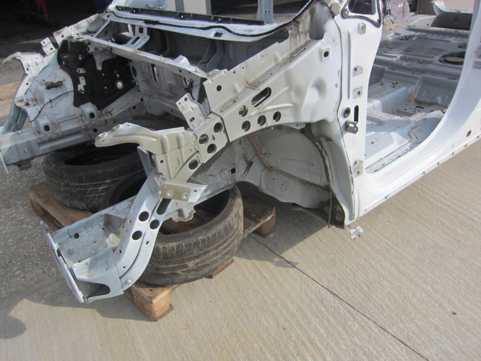 CHRYSLER PACIFICA PODŁUŻNICA LEWY PRZÓD ĆWIARTKA Numer katalogowy części 2D56SD9389322